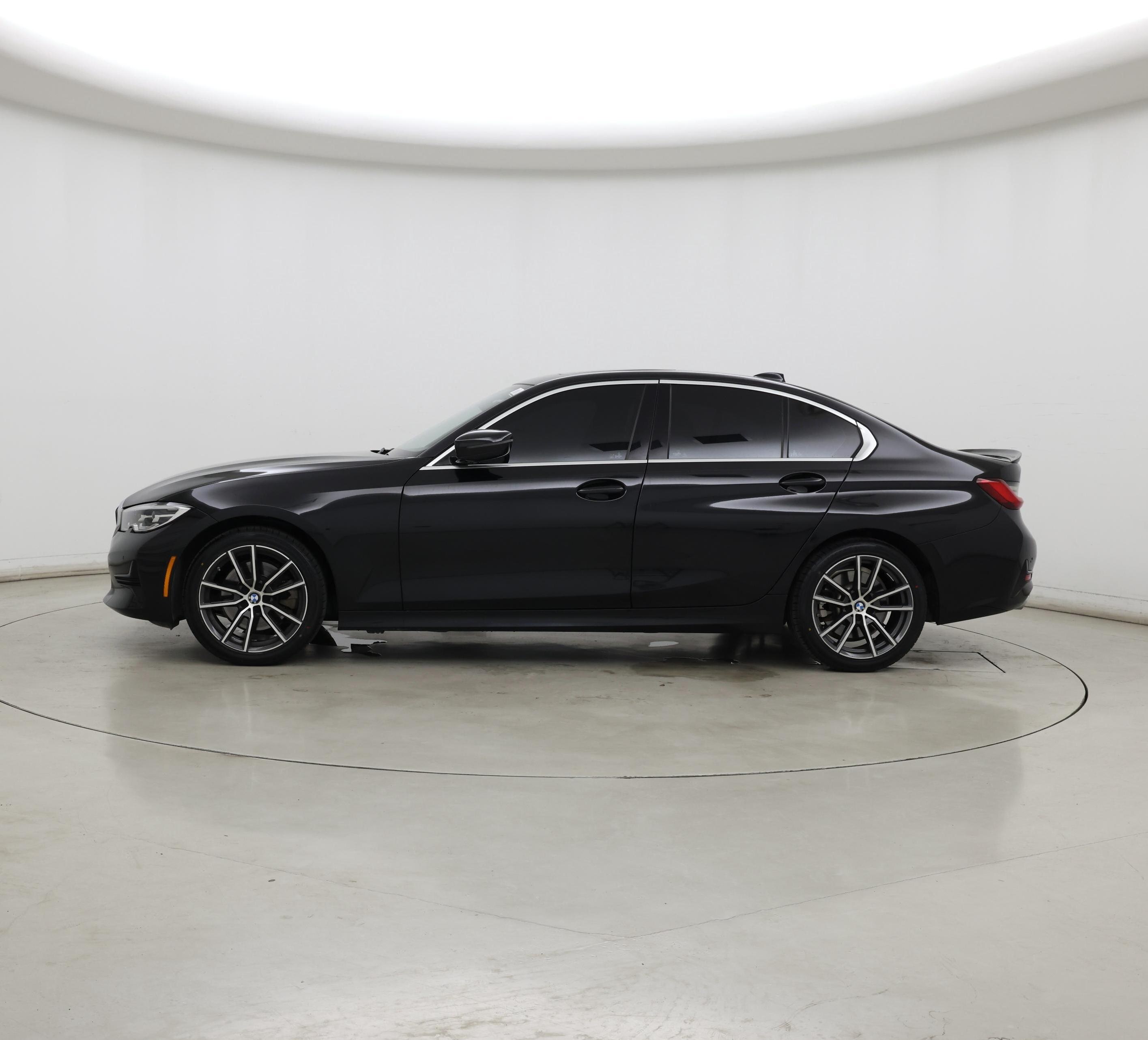 Thumbnail: 2020 BMW 3 Series - 3