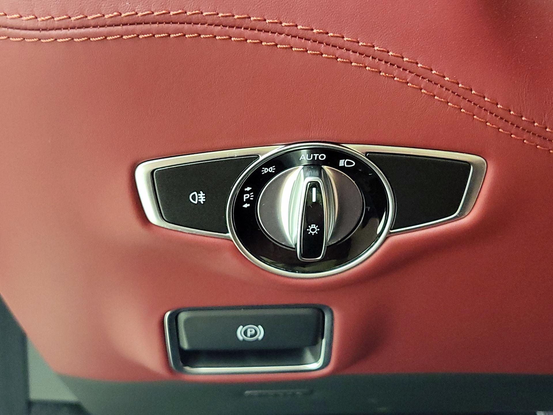 Thumbnail: 2017 Mercedes-Benz S-Class - 13