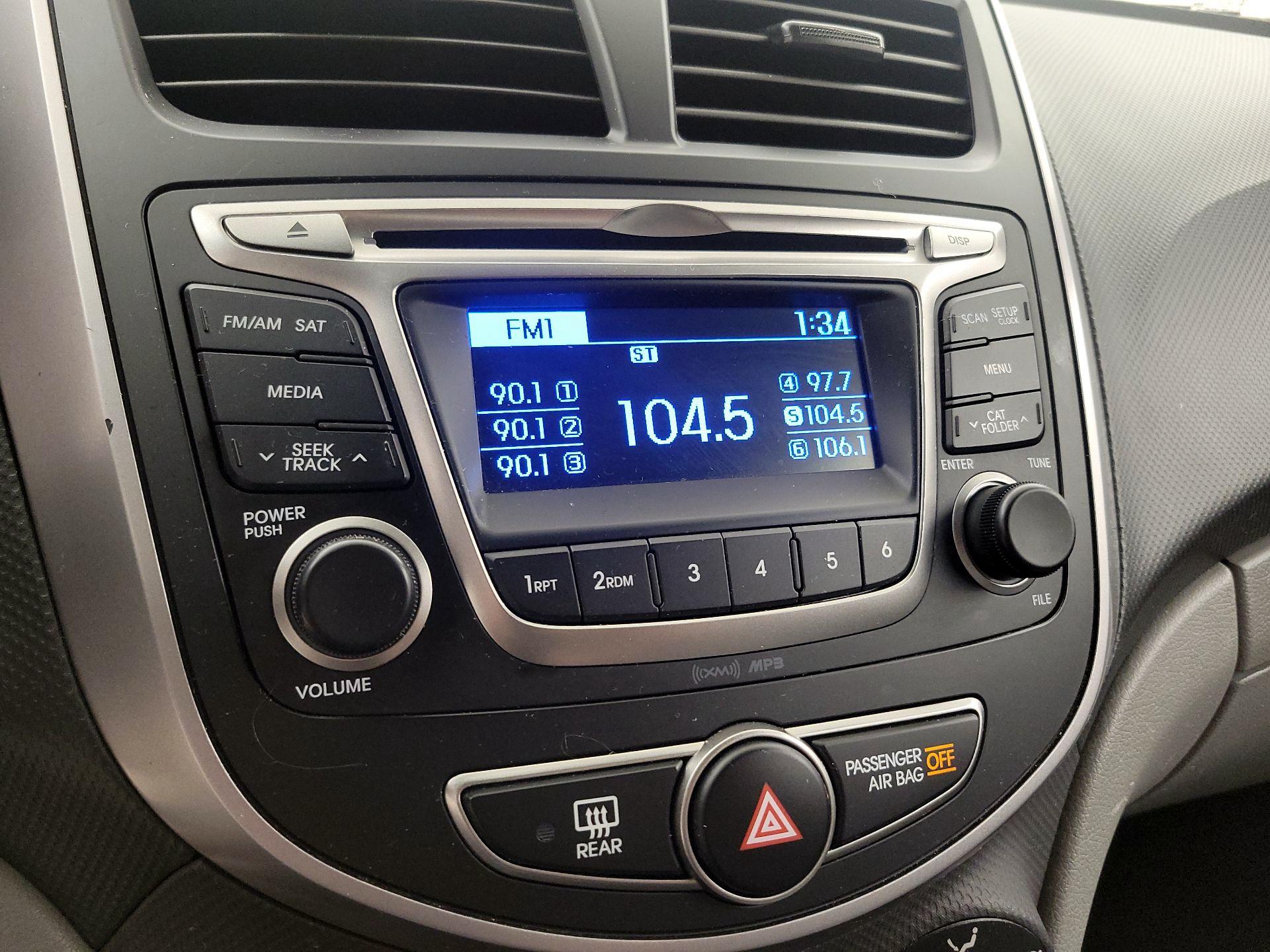 Thumbnail: 2017 Hyundai Accent - 14