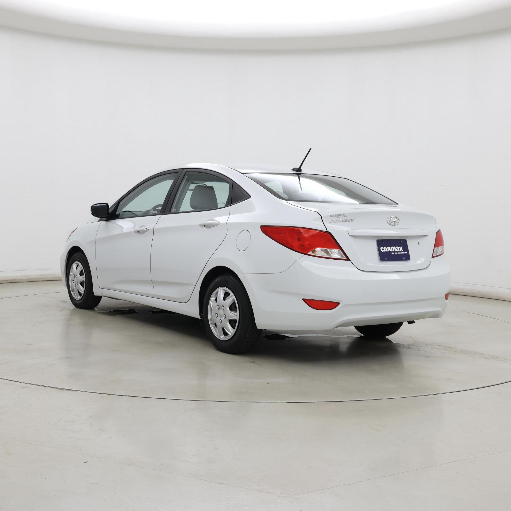 Thumbnail: 2017 Hyundai Accent - 2