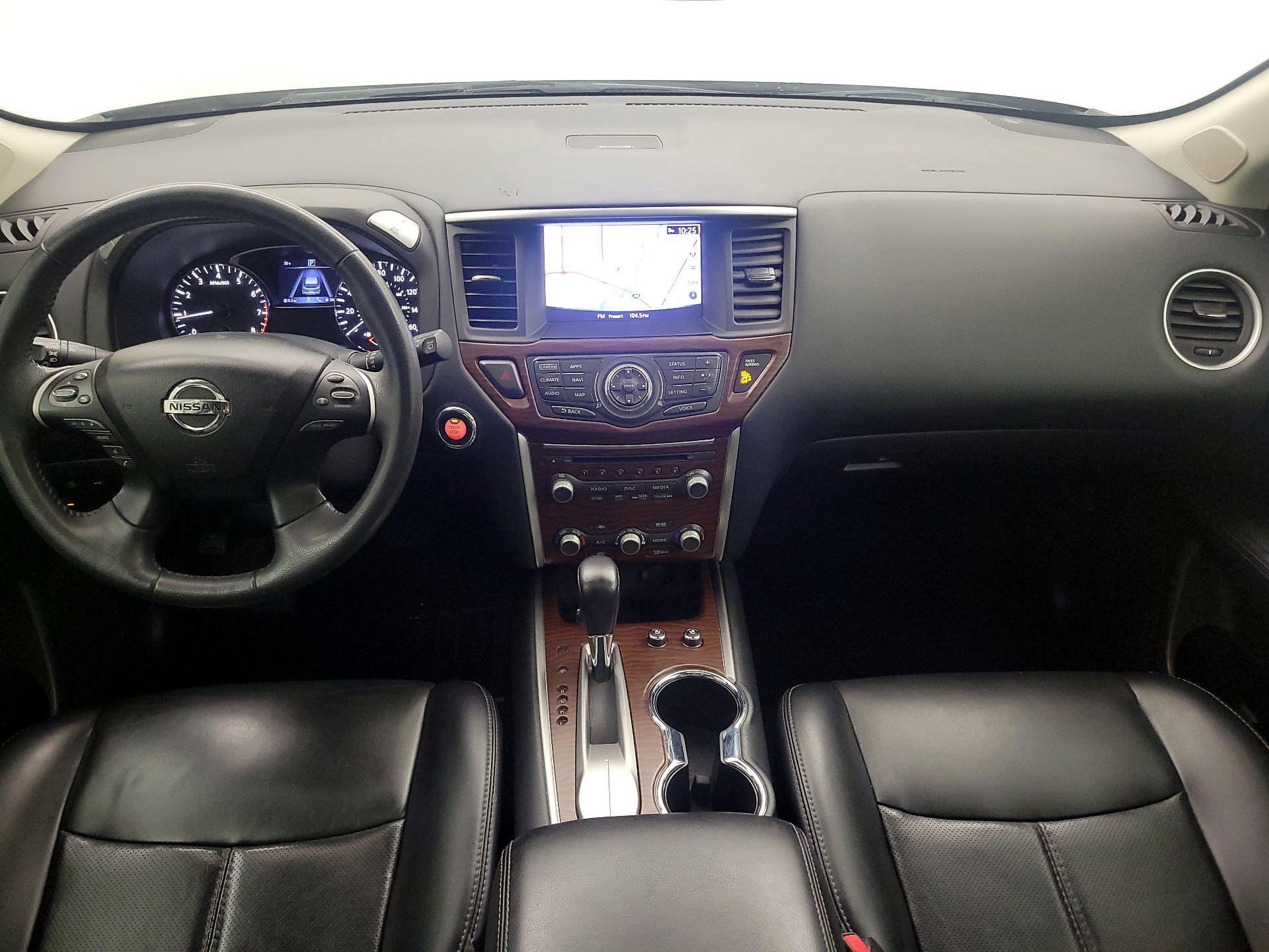 Thumbnail: 2017 Nissan Pathfinder - 9