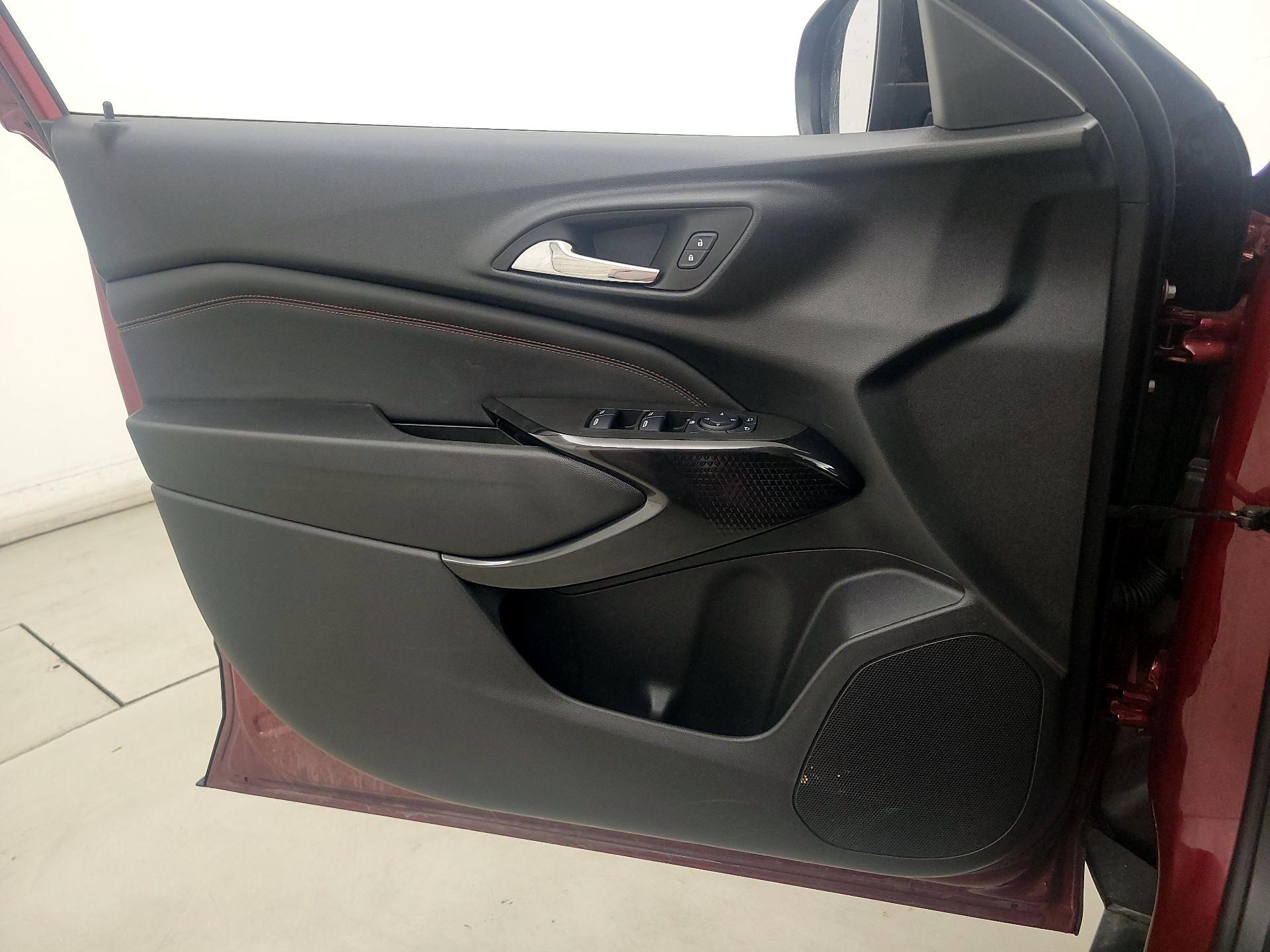 Thumbnail: 2024 Chevrolet Trax - 12
