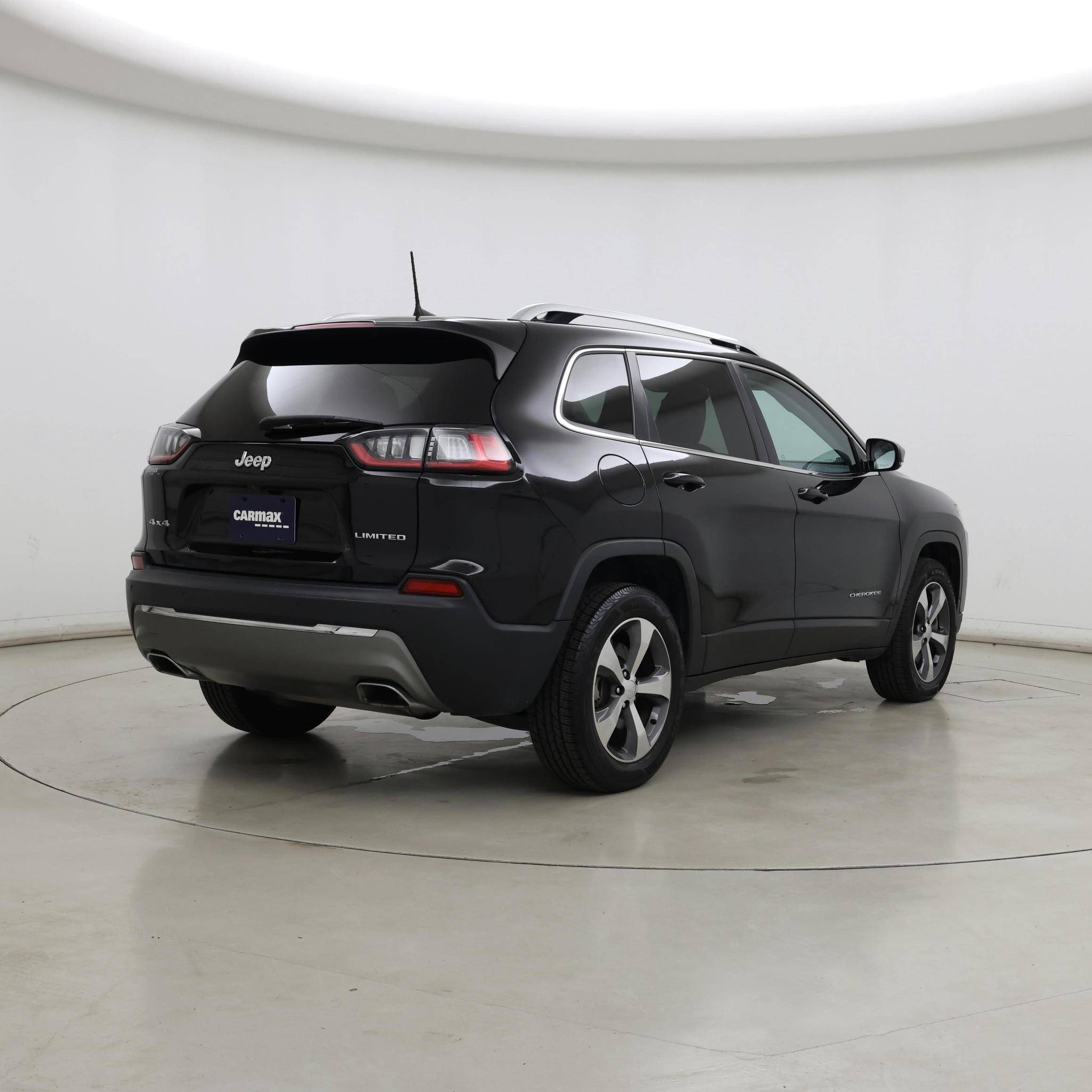Thumbnail: 2020 Jeep Cherokee - 8