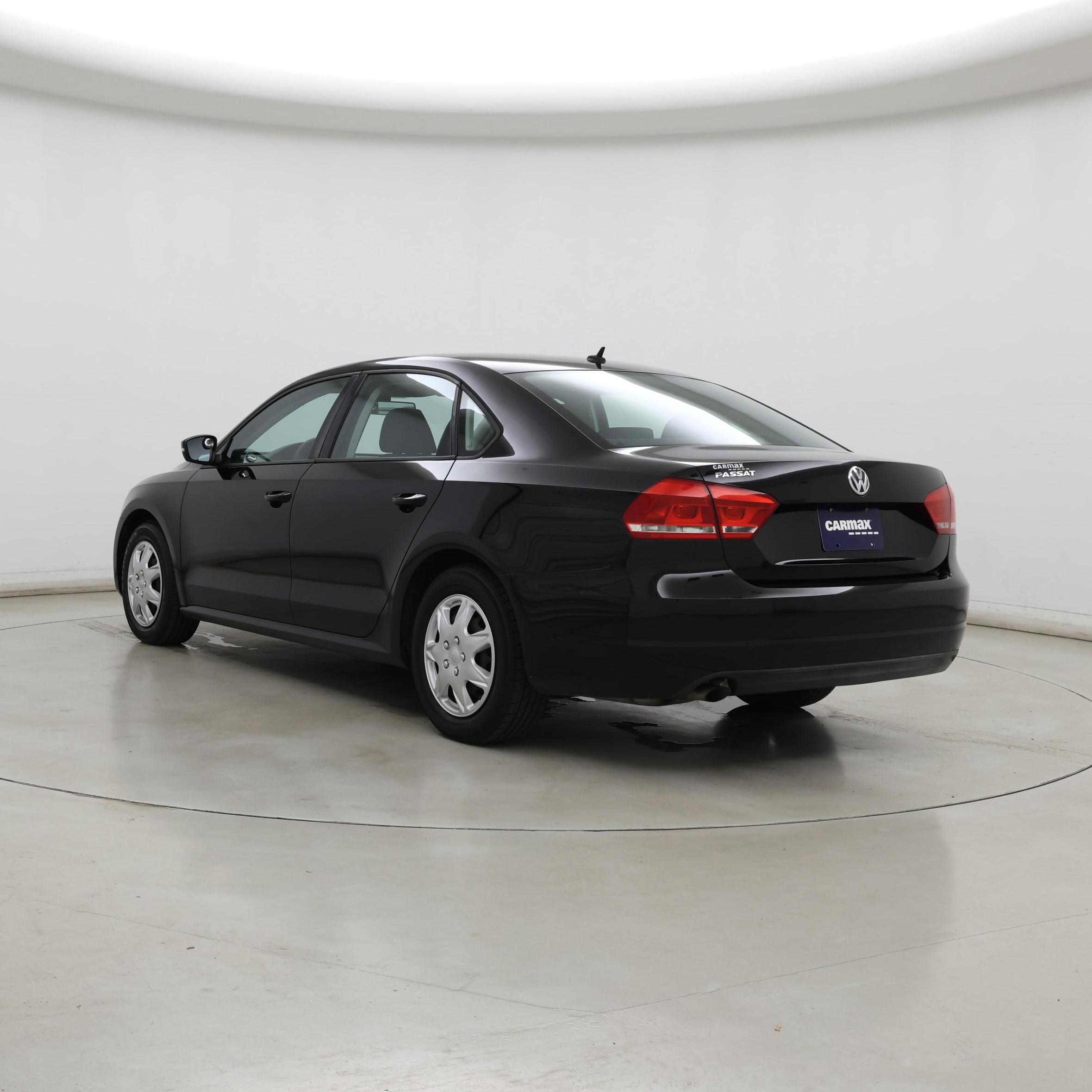 Thumbnail: 2014 Volkswagen Passat - 2