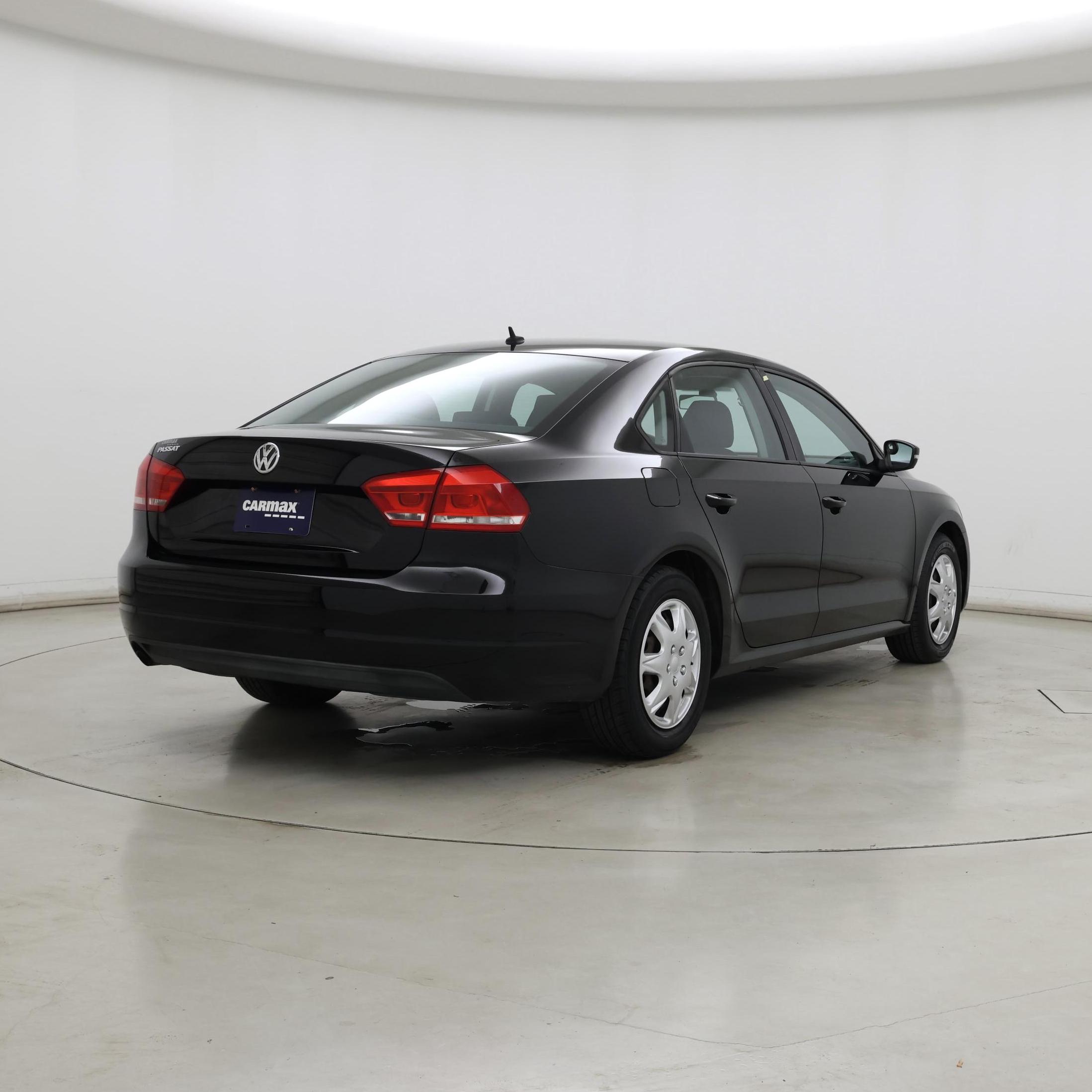 Thumbnail: 2014 Volkswagen Passat - 8