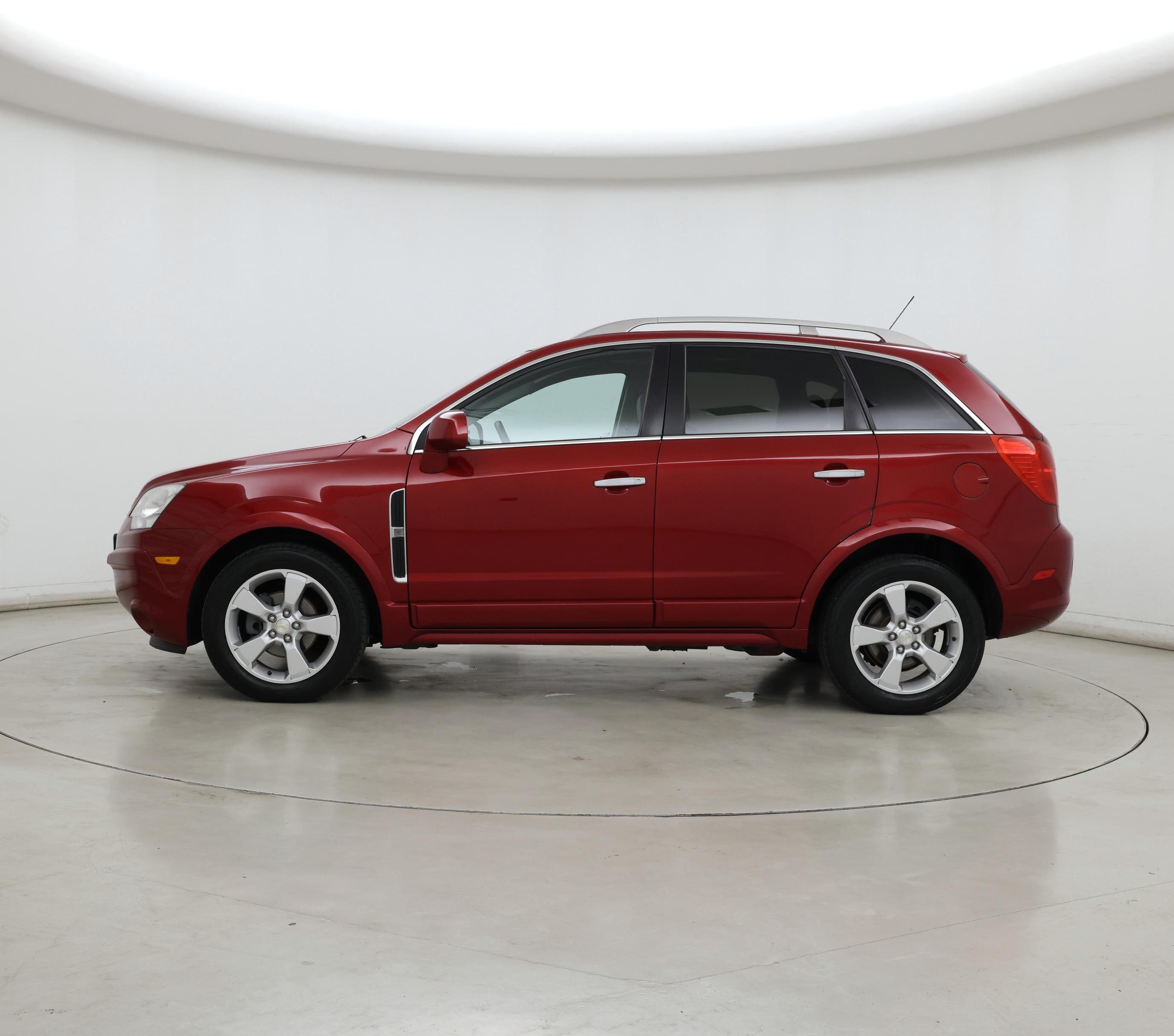 Thumbnail: 2014 Chevrolet Captiva Sport - 3