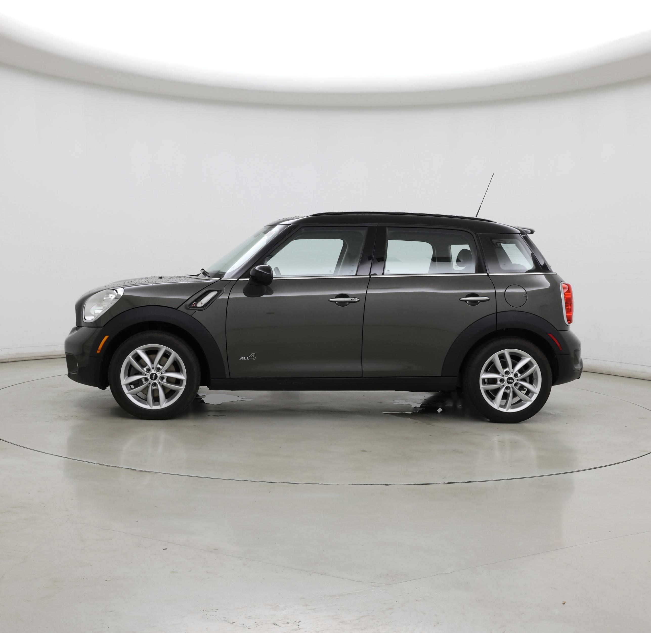 Thumbnail: 2014 MINI Cooper Countryman - 3