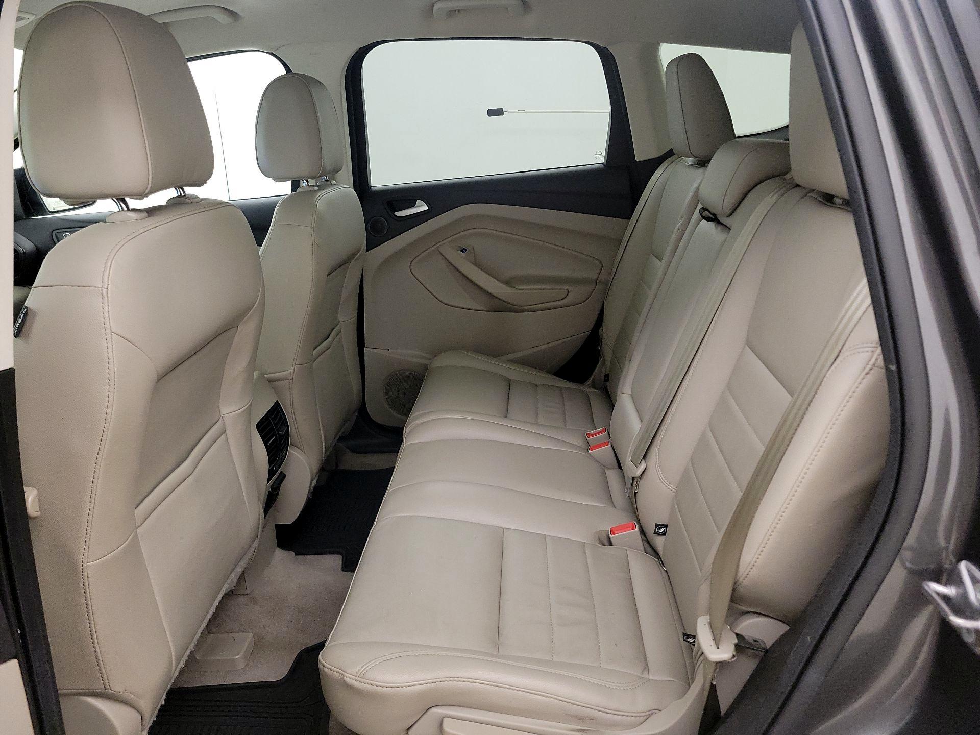 Thumbnail: 2016 Ford Escape - 20
