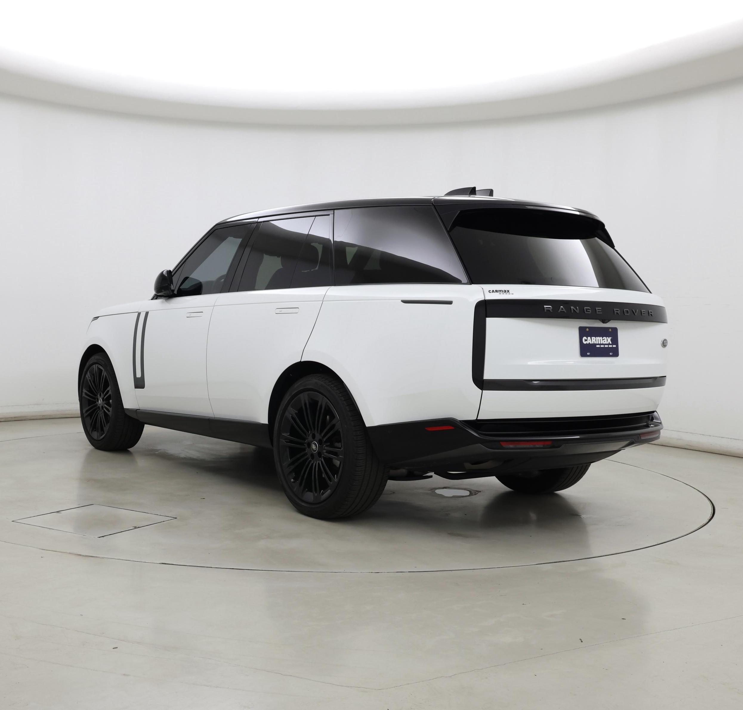 Thumbnail: 2022 Land Rover Range Rover - 2