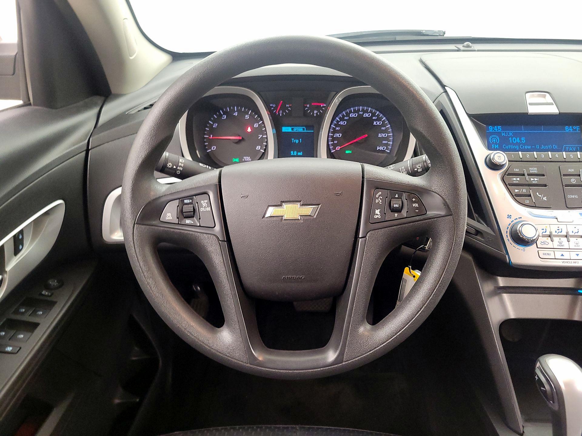 Thumbnail: 2013 Chevrolet Equinox - 10