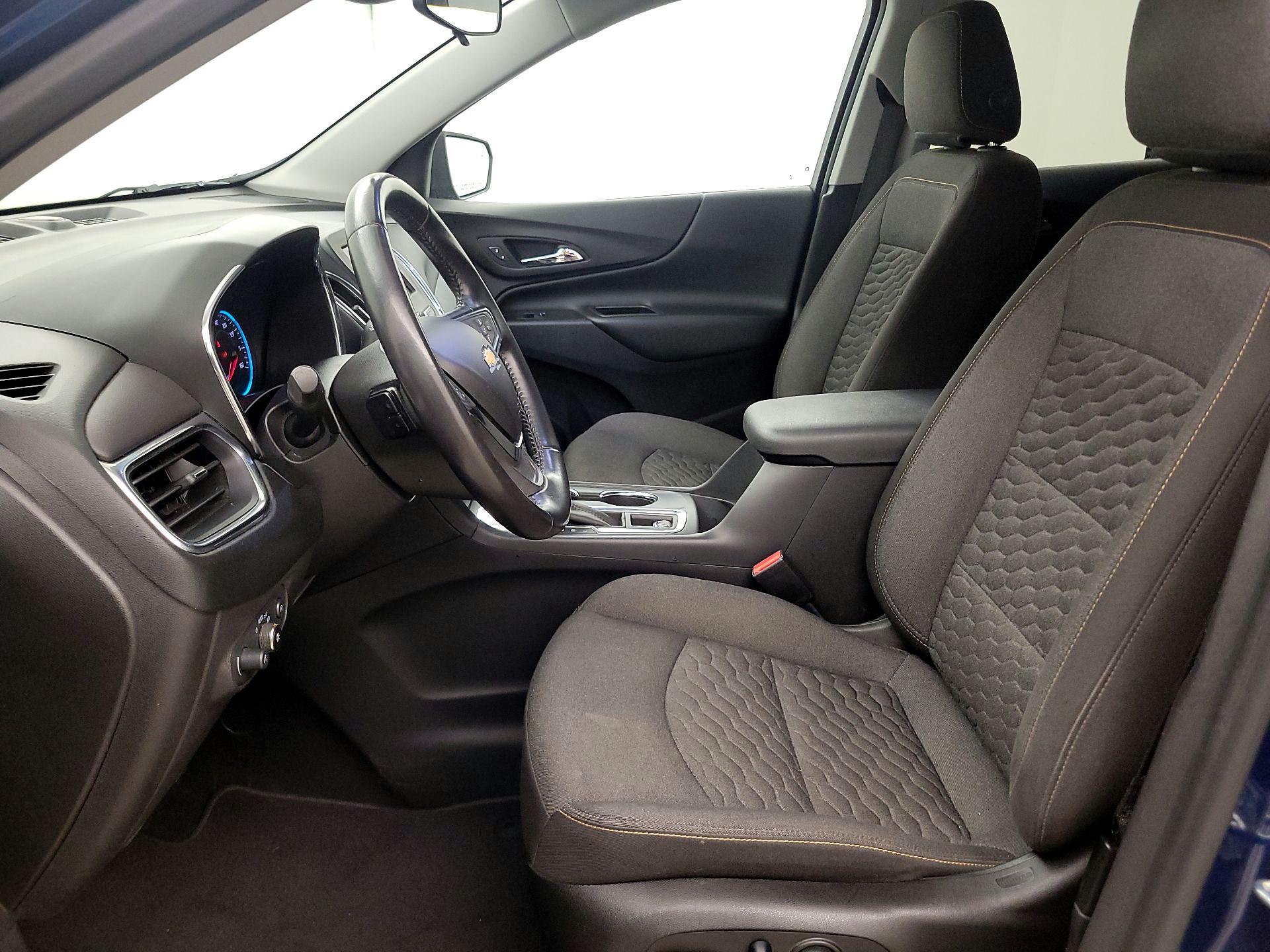 Thumbnail: 2021 Chevrolet Equinox - 11