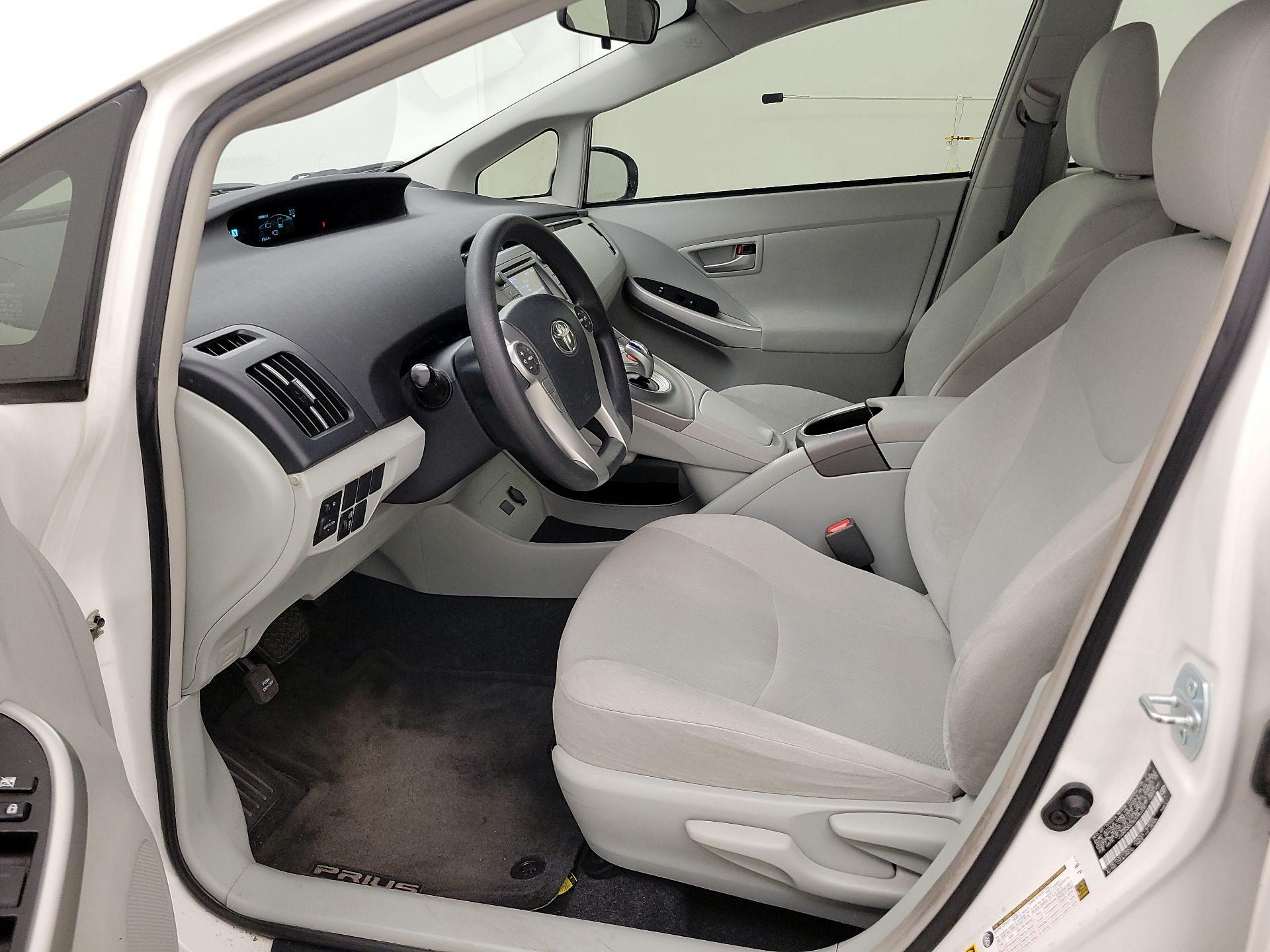 Thumbnail: 2014 Toyota Prius - 11