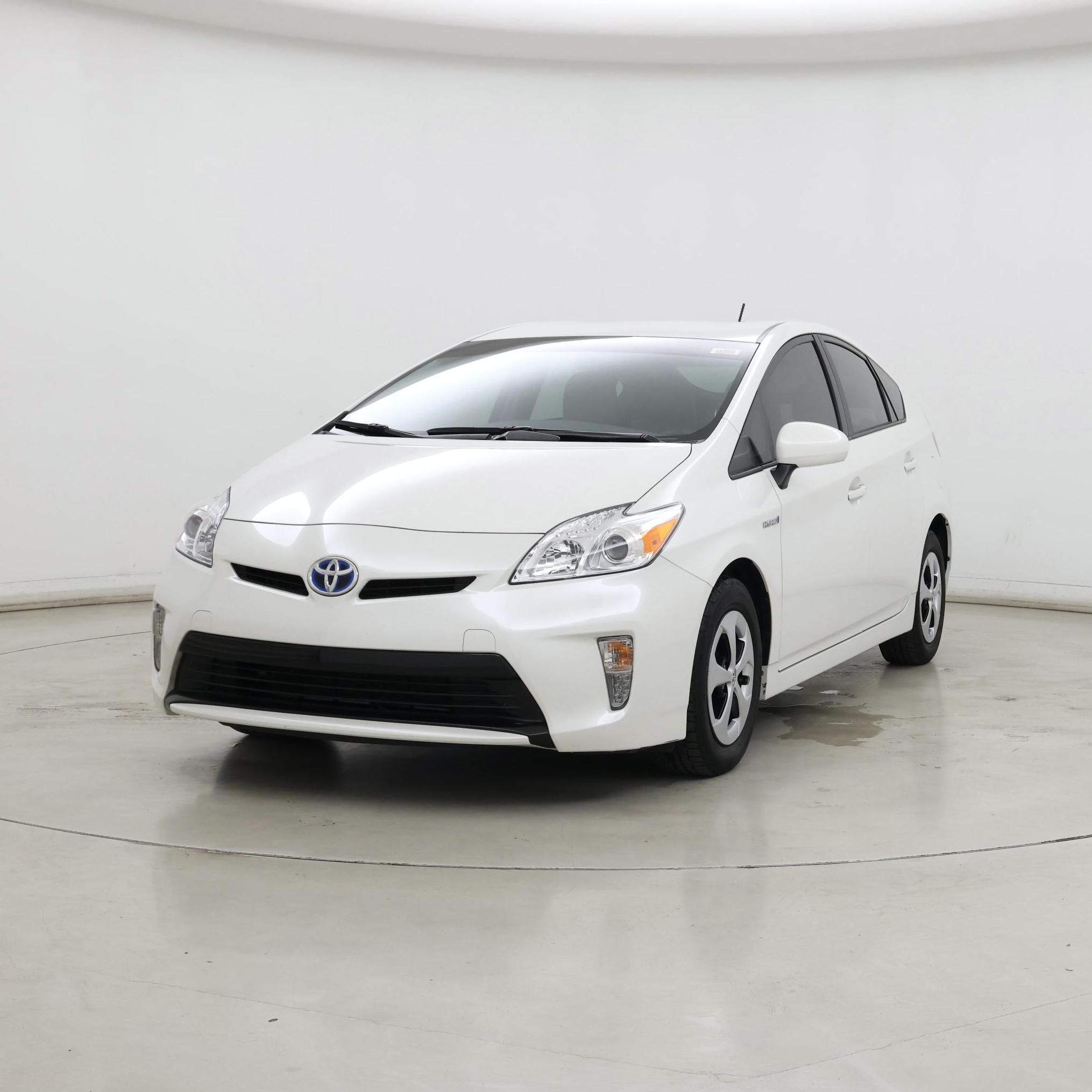 Thumbnail: 2014 Toyota Prius - 4