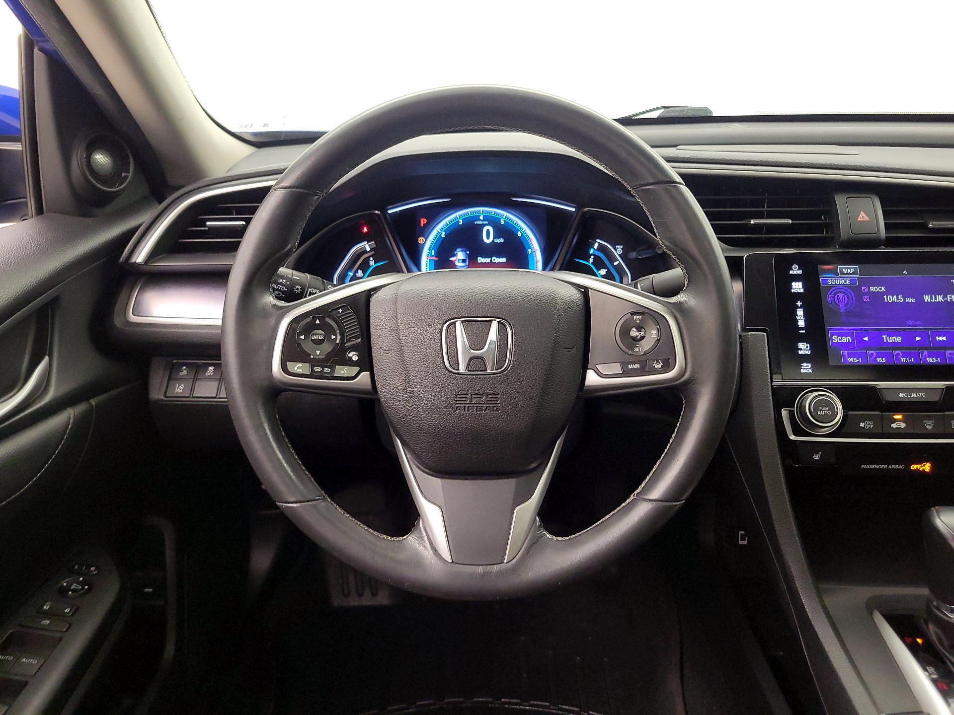 Thumbnail: 2016 Honda Civic - 10