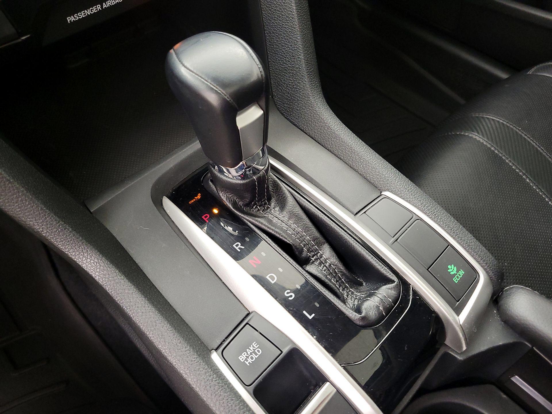 Thumbnail: 2016 Honda Civic - 18