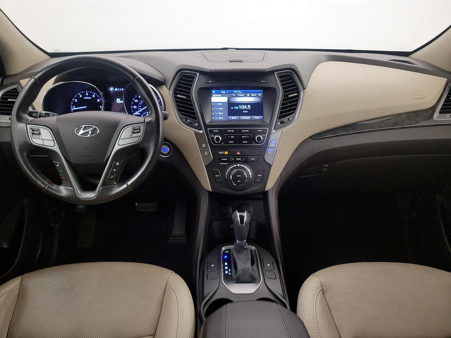 Thumbnail: 2017 Hyundai Santa Fe - 9
