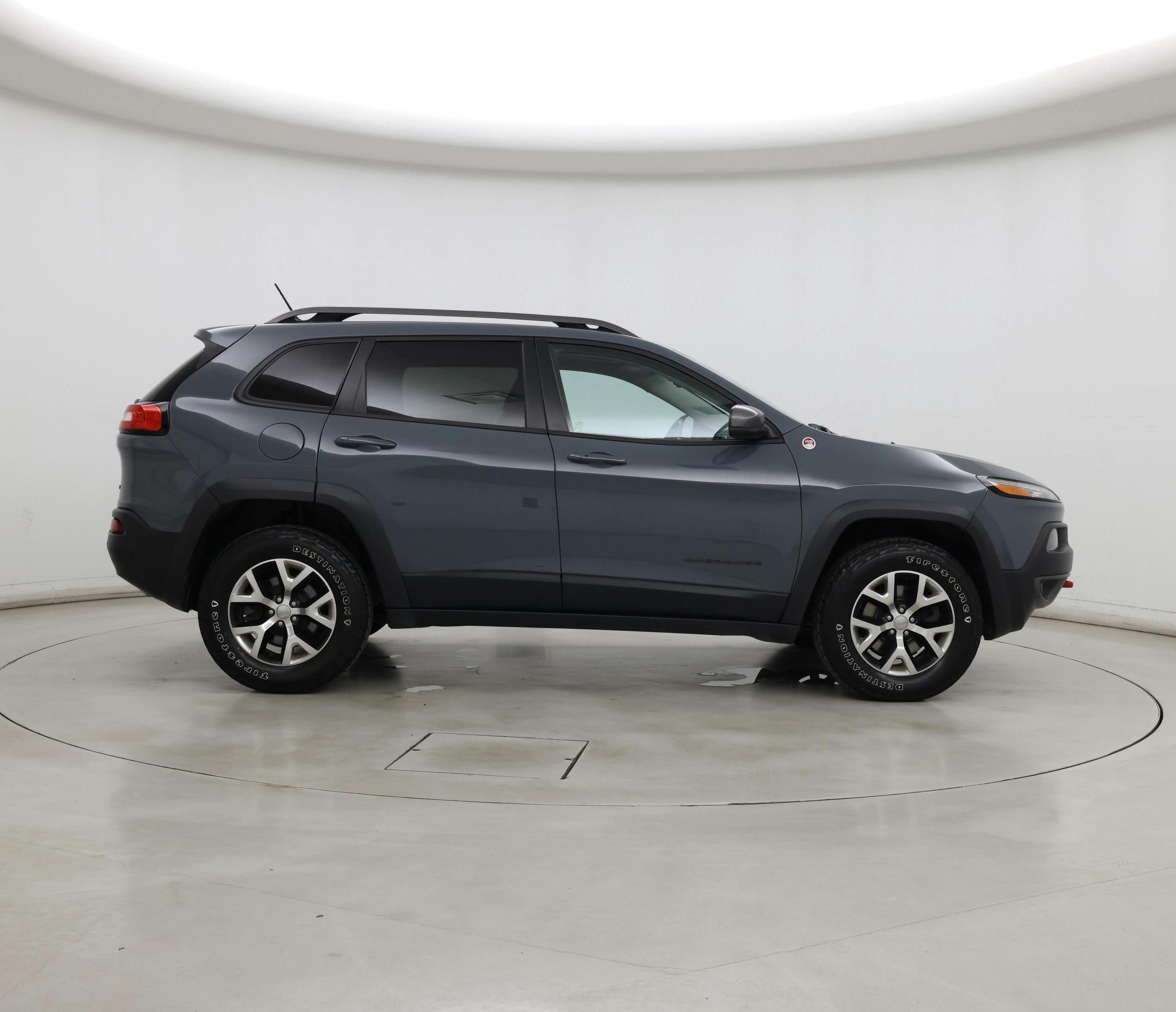 Thumbnail: 2015 Jeep Cherokee - 7
