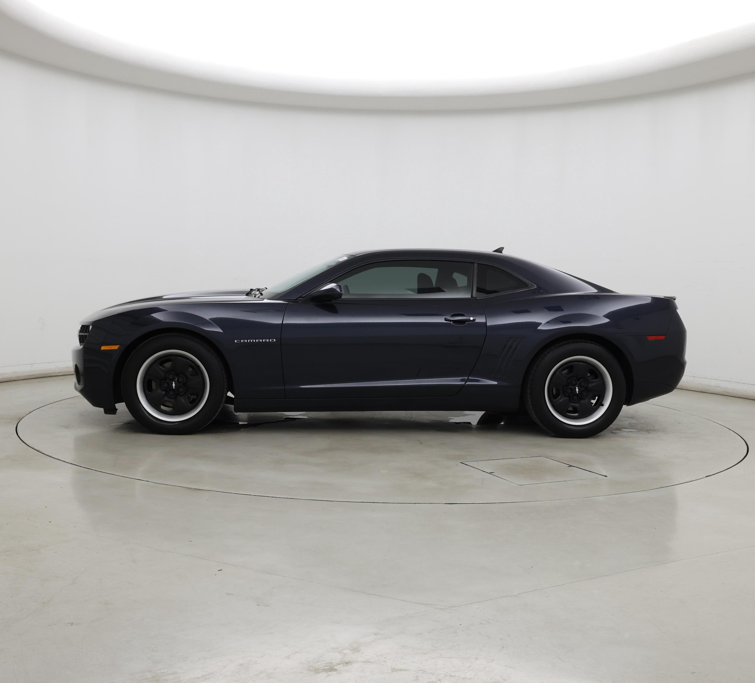 Thumbnail: 2013 Chevrolet Camaro - 3
