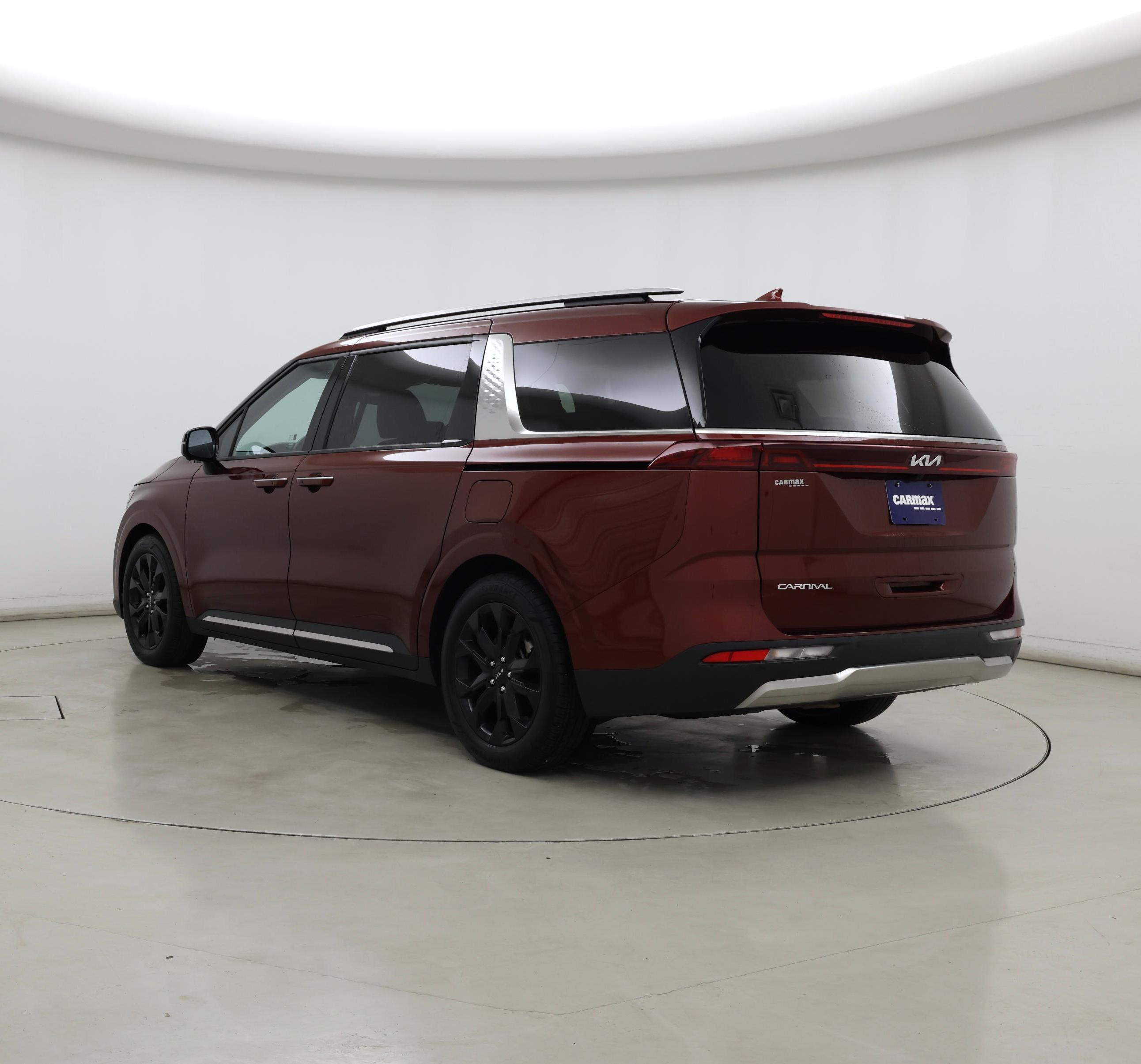 Thumbnail: 2023 Kia Carnival - 2