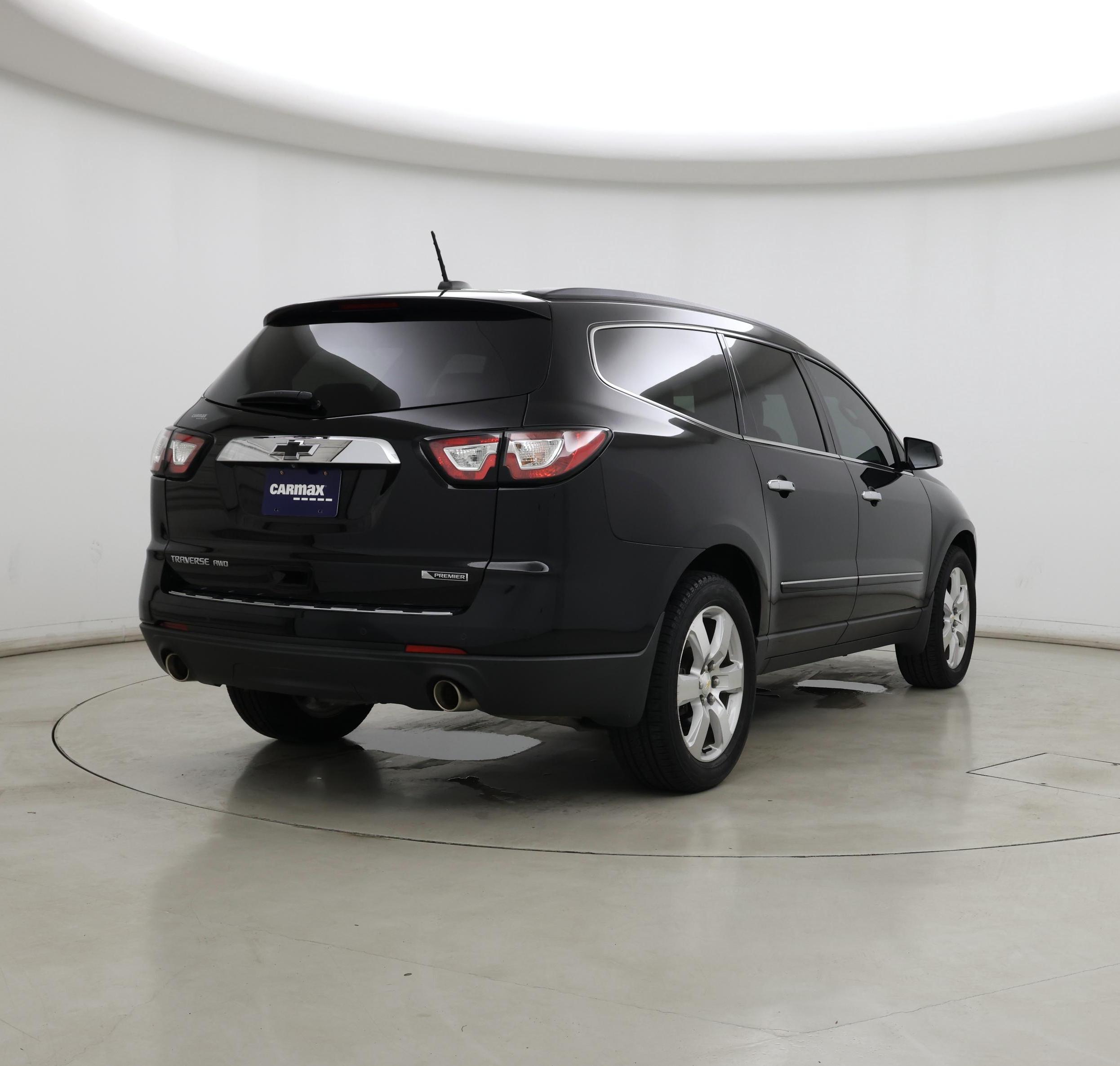 Thumbnail: 2017 Chevrolet Traverse - 8