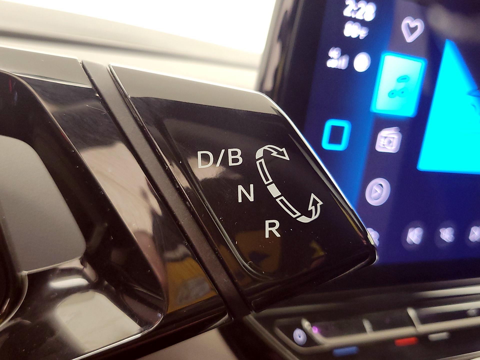 Thumbnail: 2023 Volkswagen ID.4 - 18