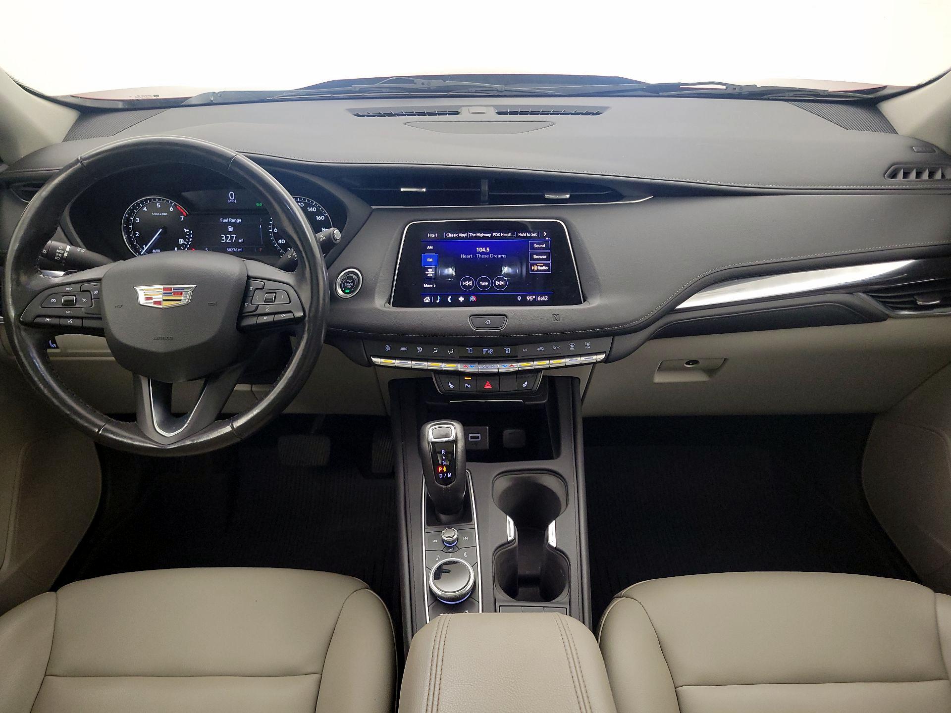 Thumbnail: 2019 Cadillac XT4 - 9