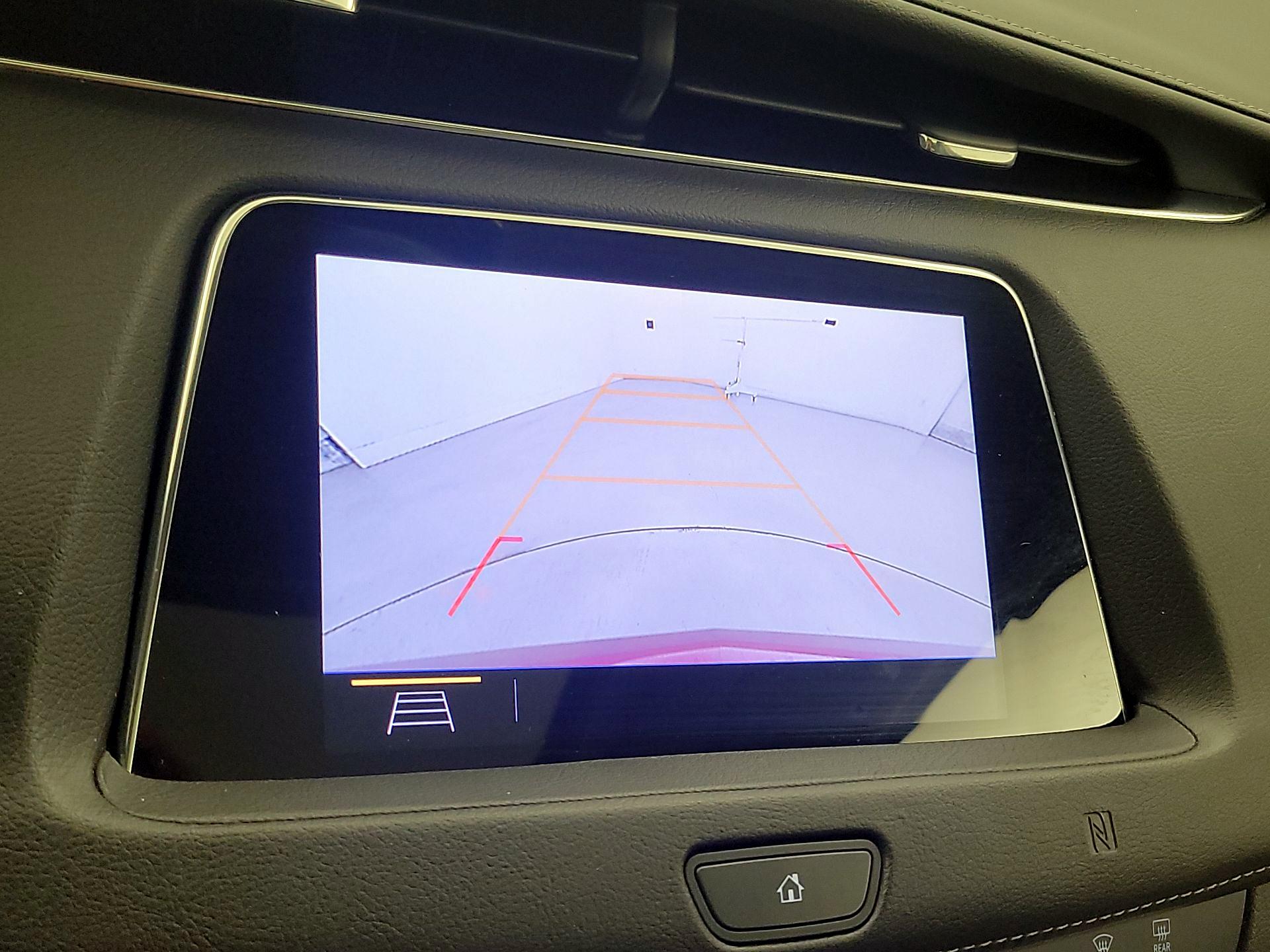 Thumbnail: 2019 Cadillac XT4 - 14