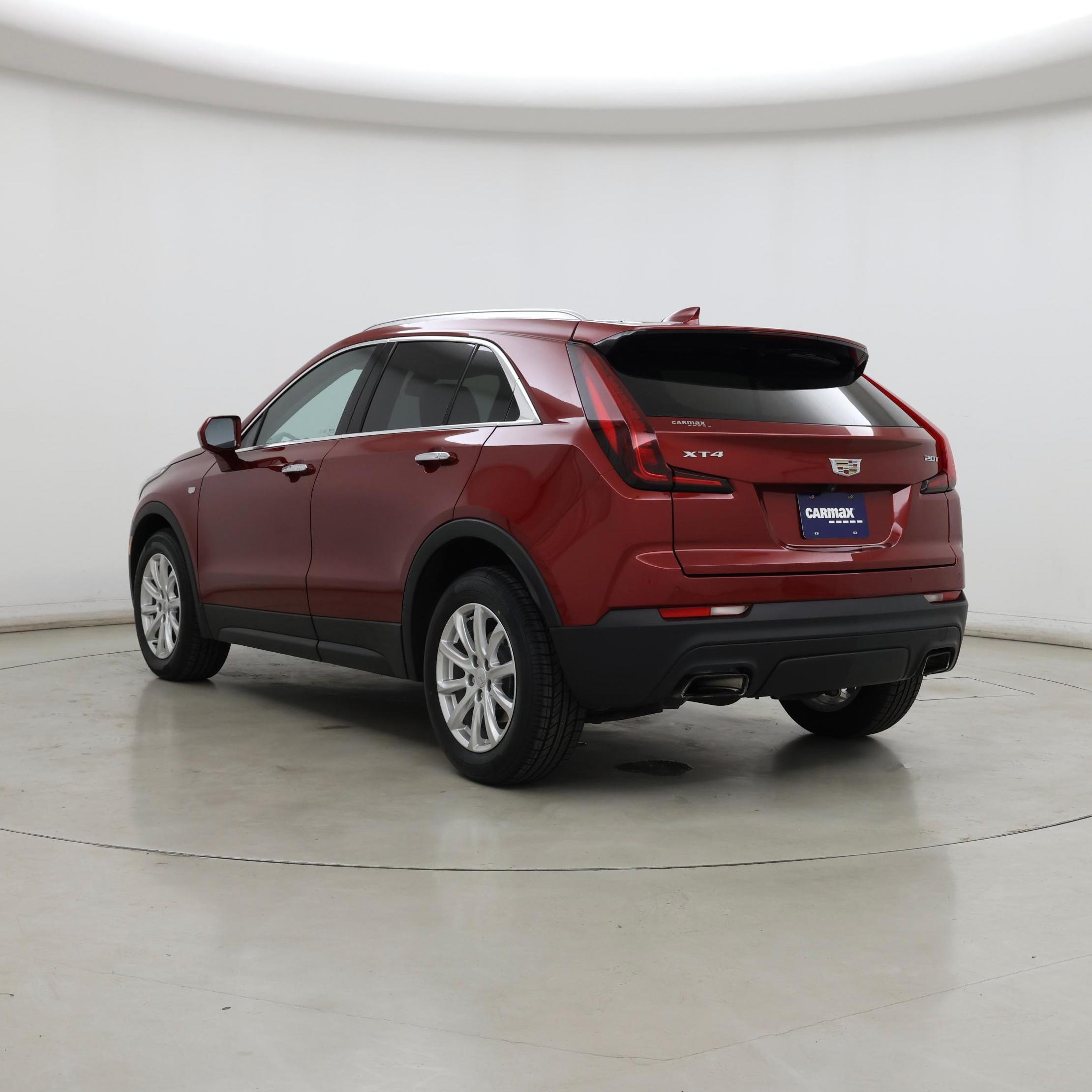 Thumbnail: 2019 Cadillac XT4 - 2
