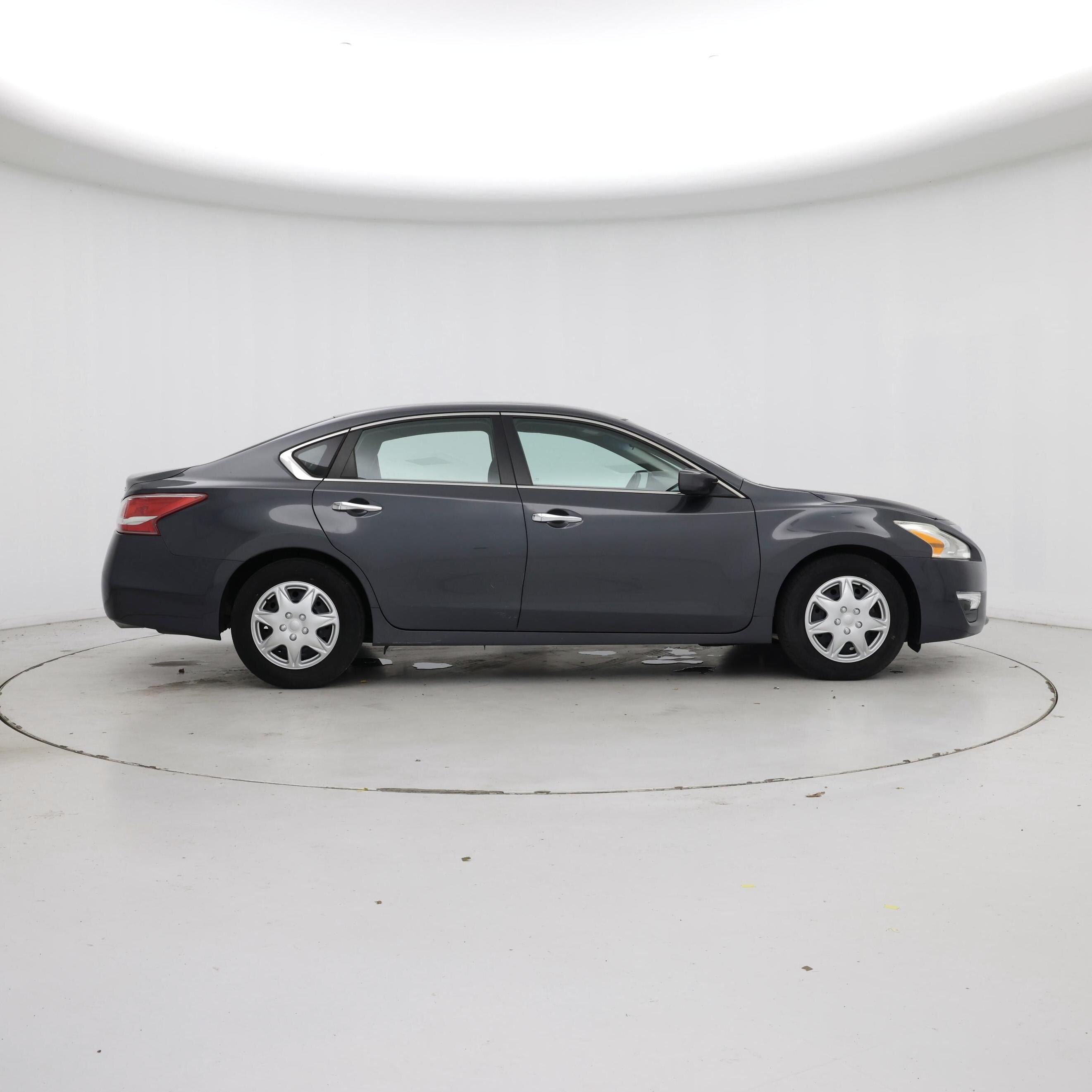 Thumbnail: 2013 Nissan Altima - 7