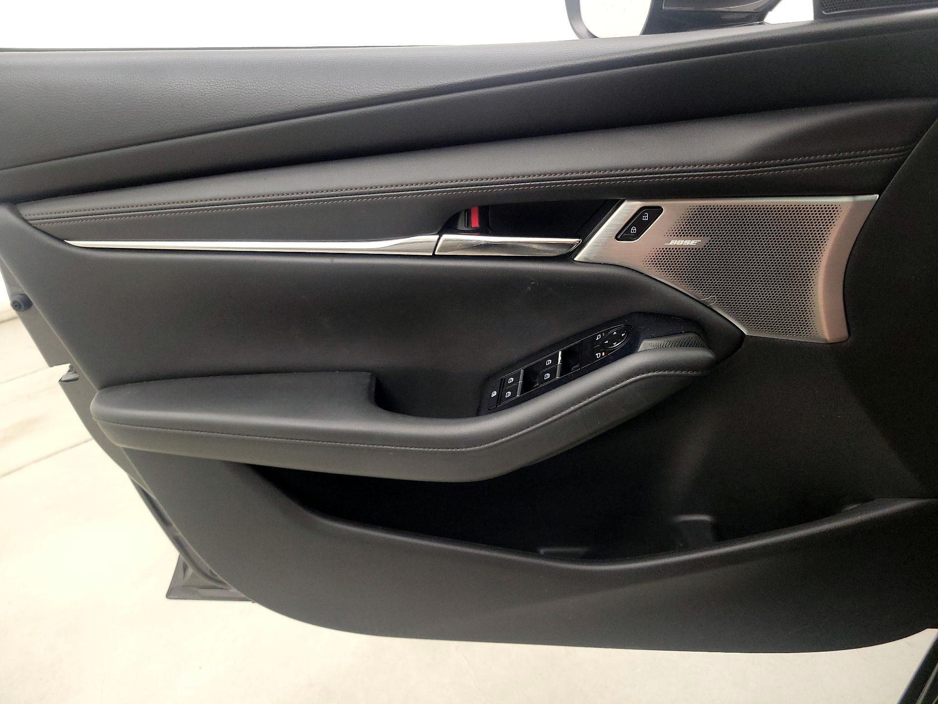 Thumbnail: 2019 Mazda Mazda3 - 12
