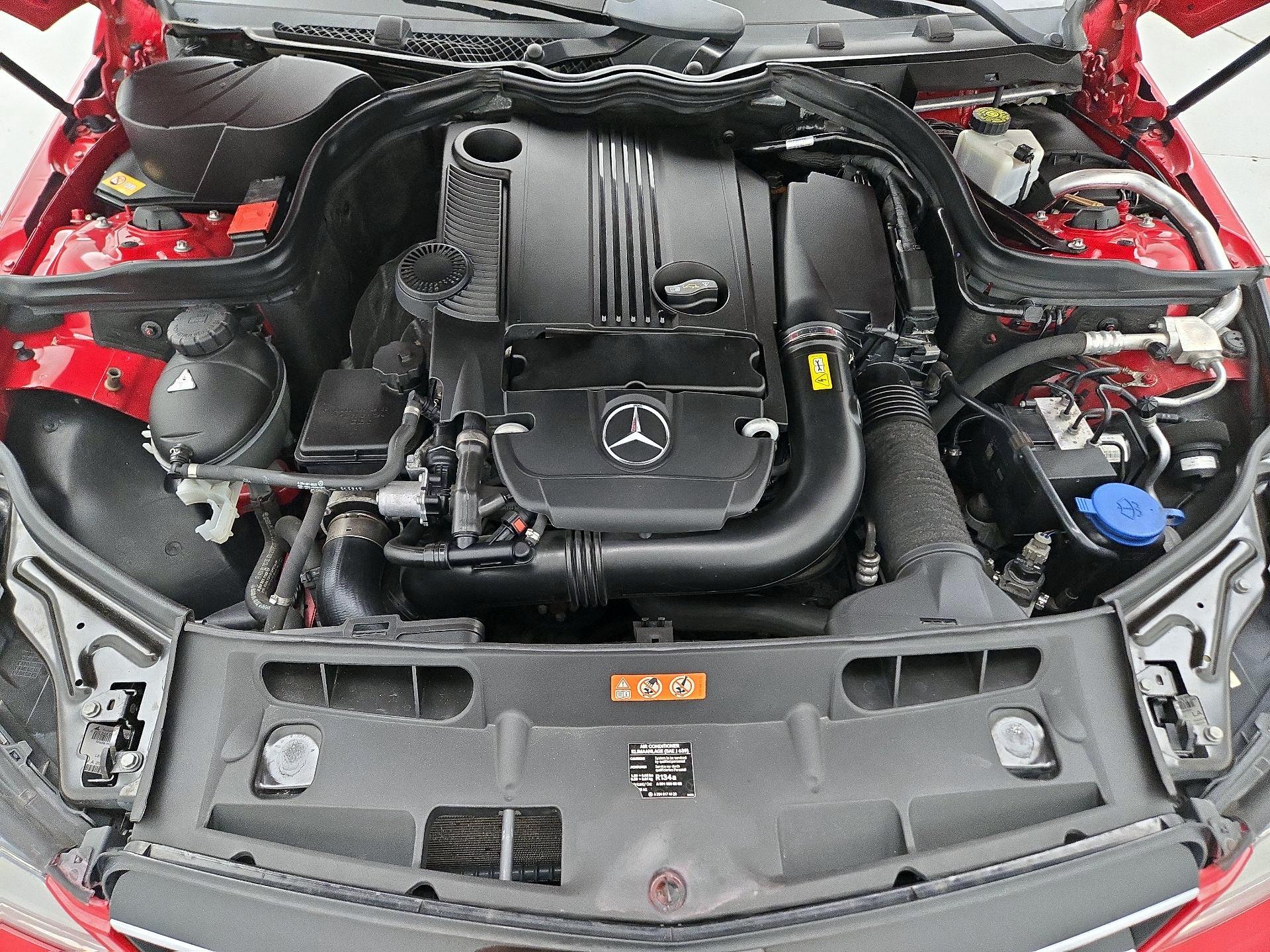 Thumbnail: 2014 Mercedes-Benz C-Class - 20