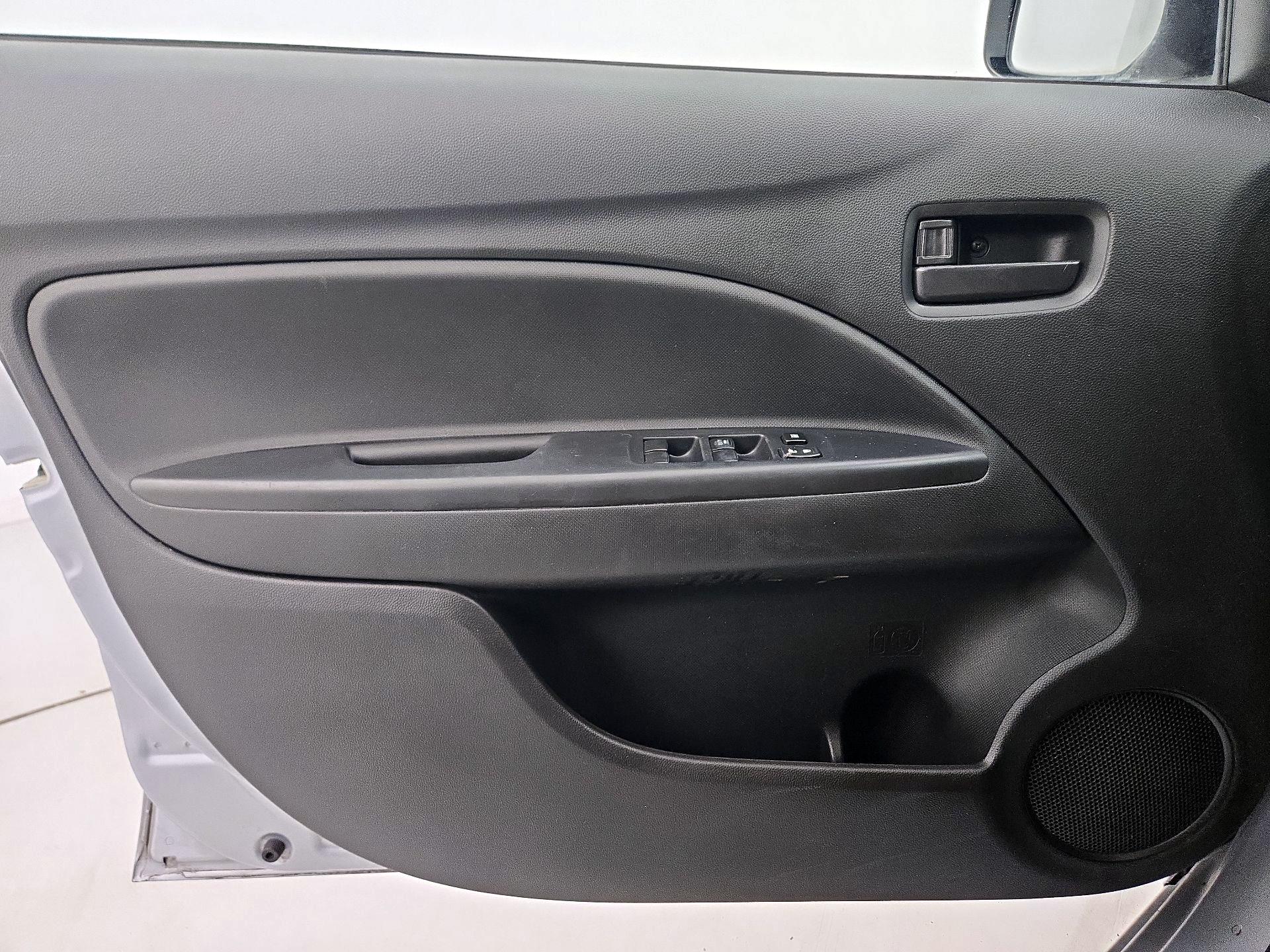 Thumbnail: 2019 Mitsubishi Mirage G4 - 12