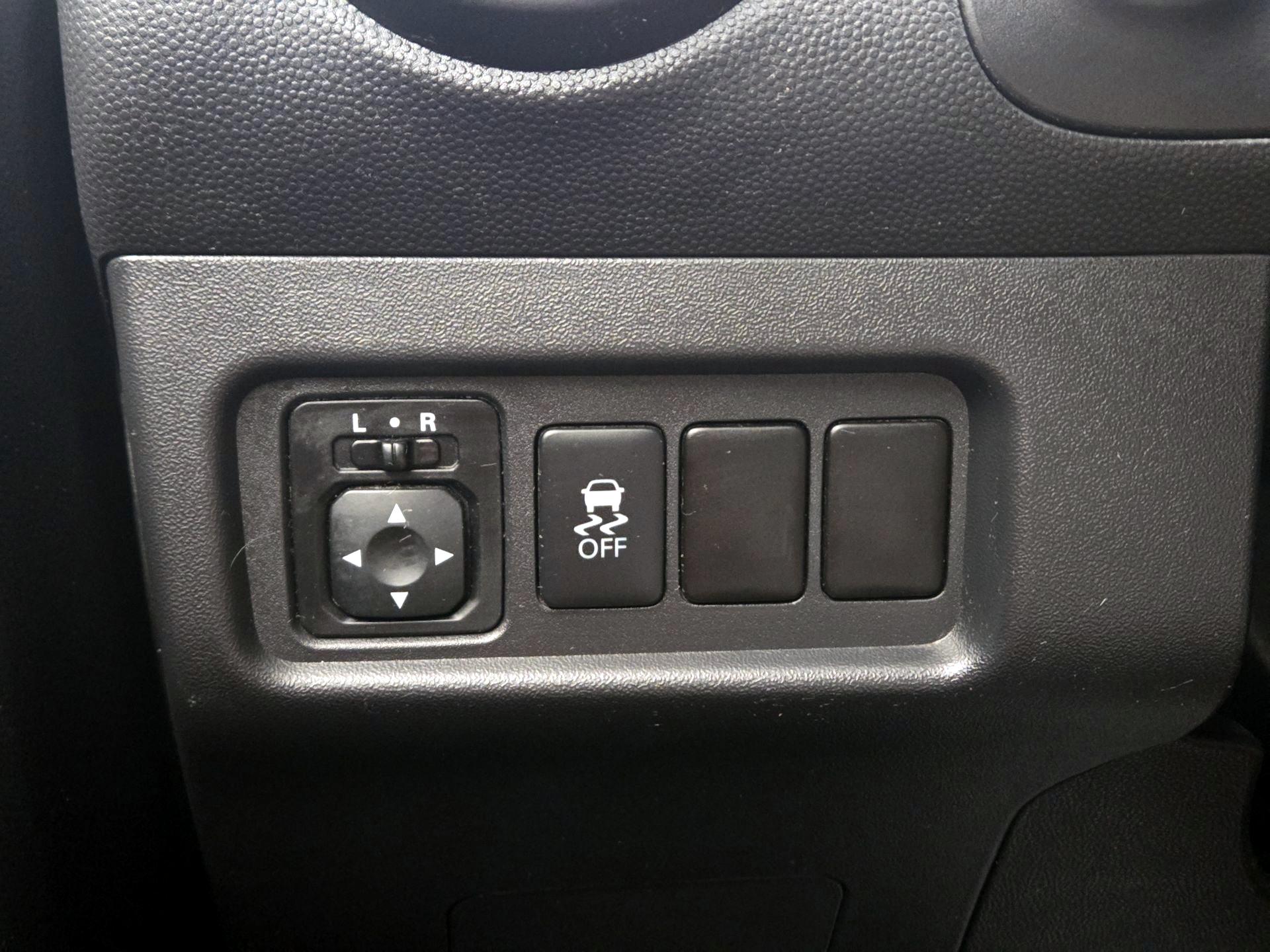 Thumbnail: 2019 Mitsubishi Mirage G4 - 13