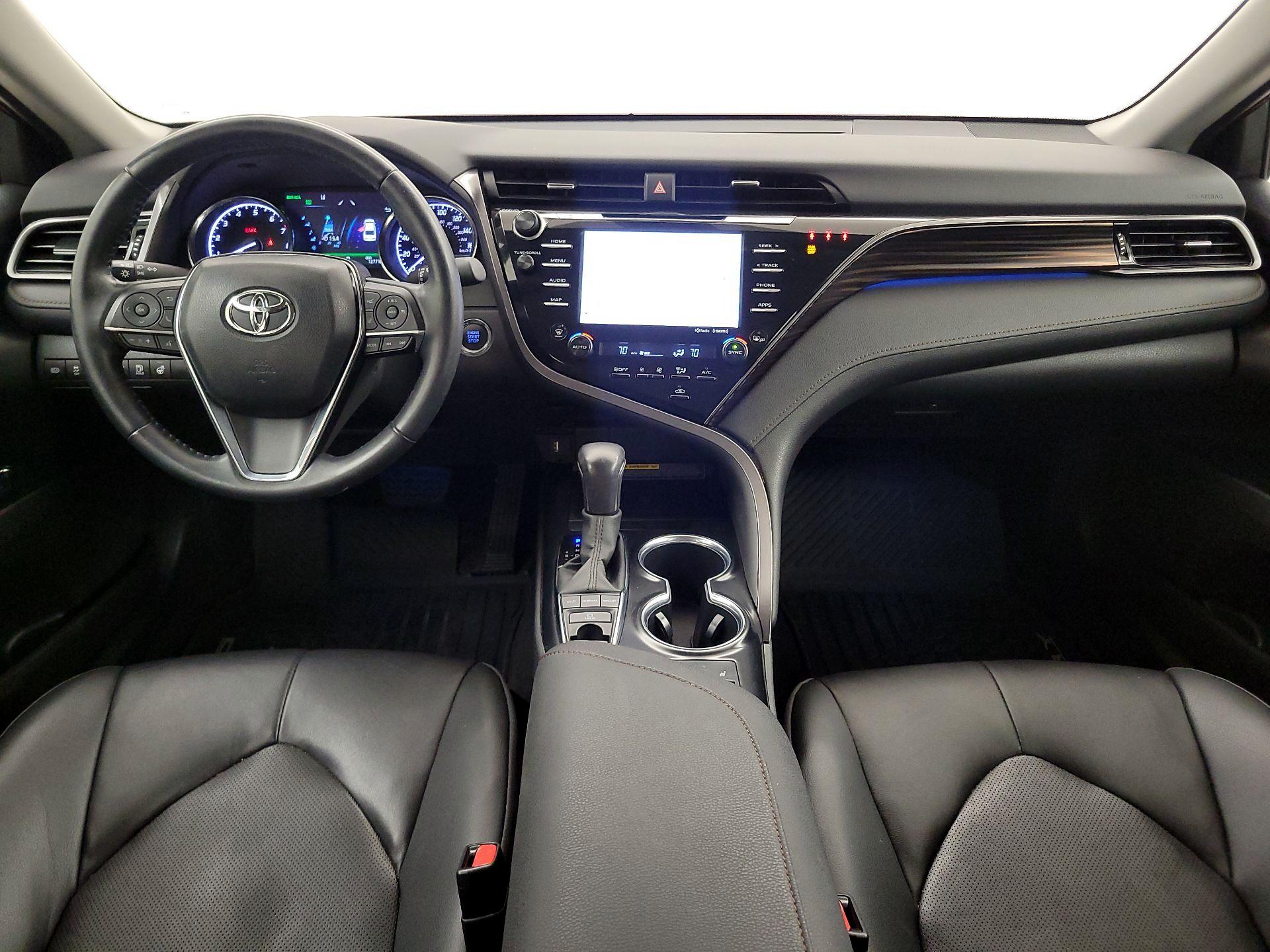 Thumbnail: 2020 Toyota Camry - 9
