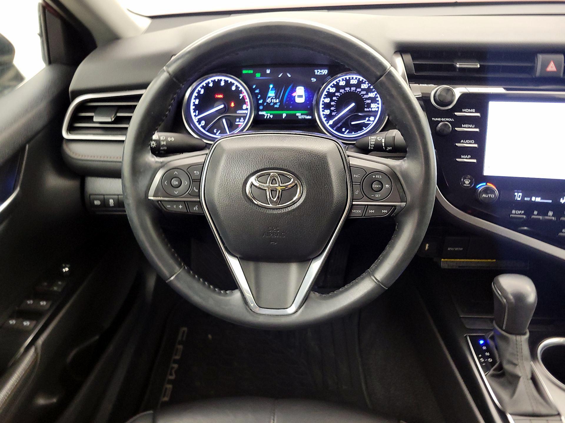 Thumbnail: 2020 Toyota Camry - 10