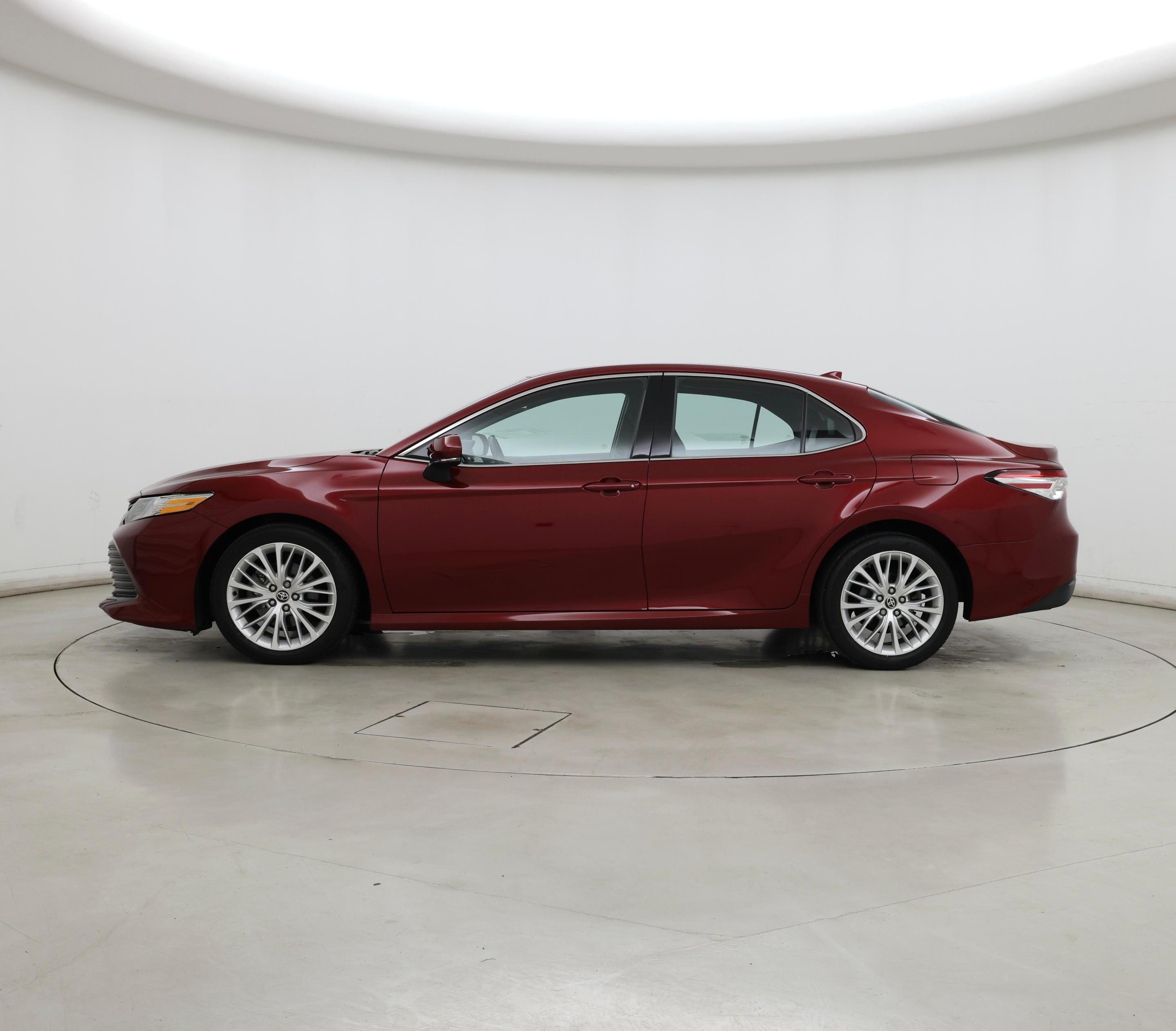 Thumbnail: 2020 Toyota Camry - 3