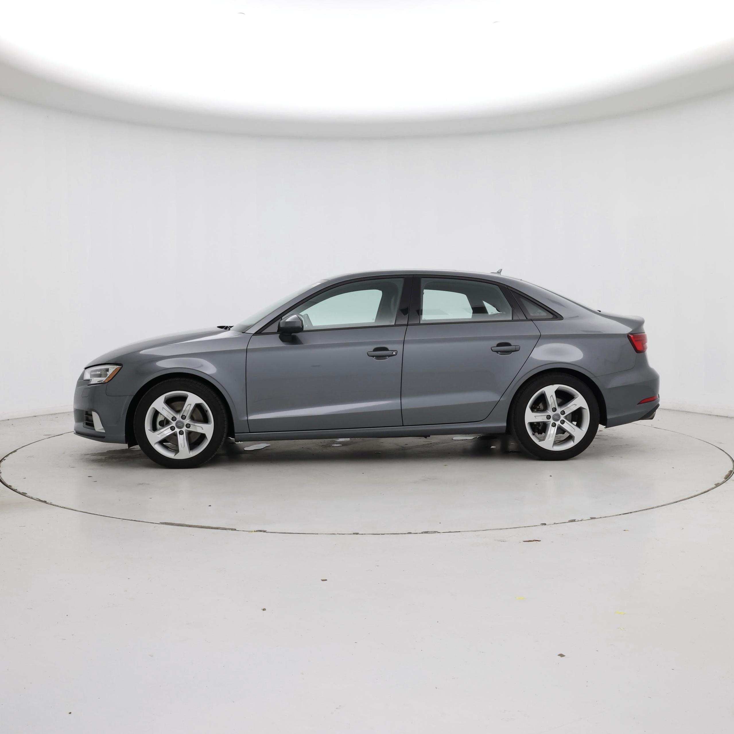 Thumbnail: 2017 Audi A3 - 3