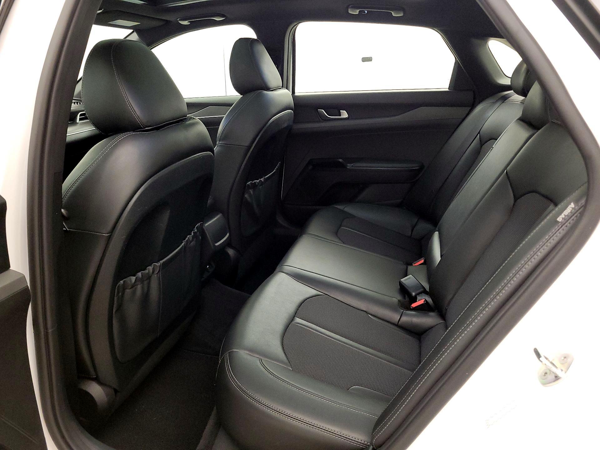 Thumbnail: 2021 Kia K5 - 20