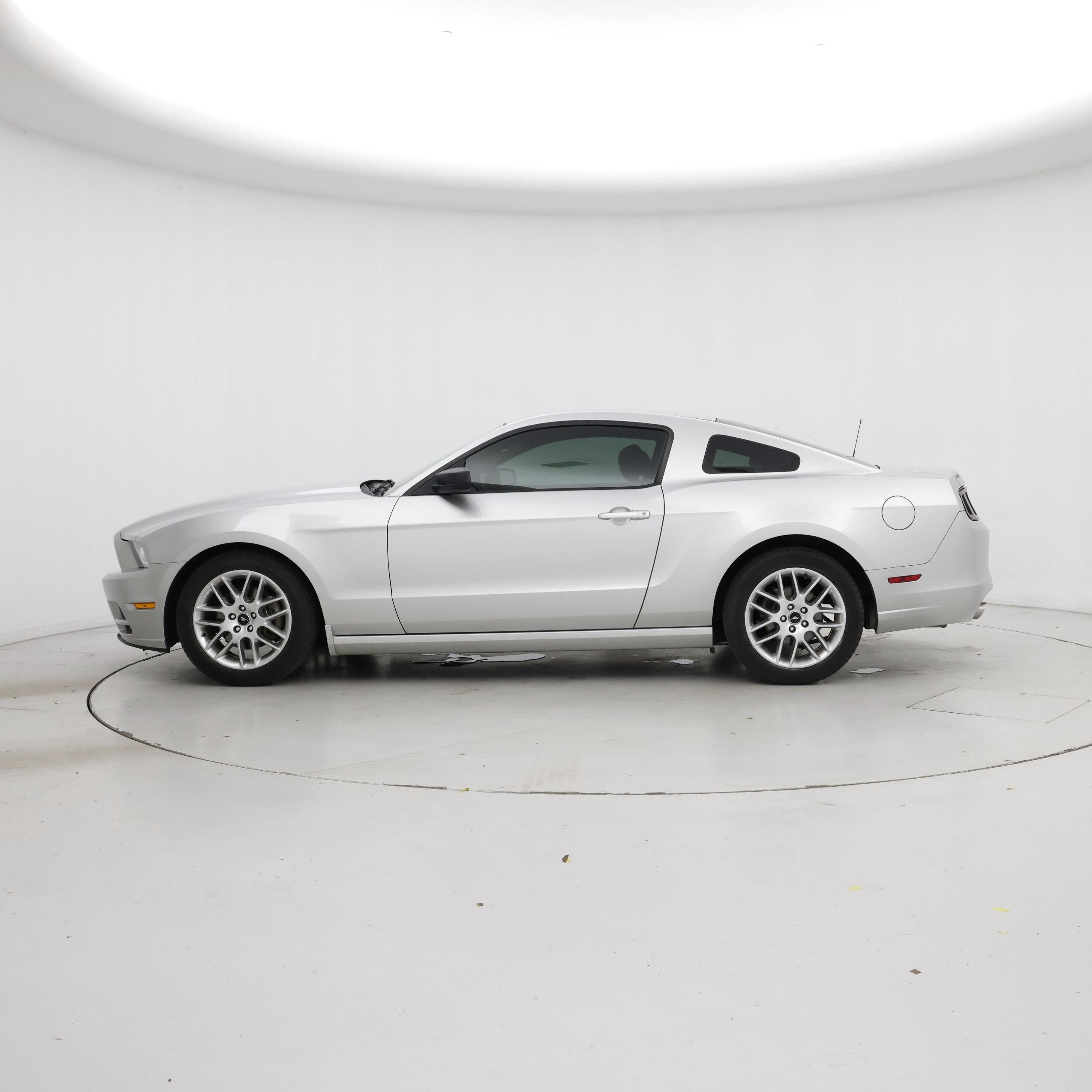 Thumbnail: 2014 Ford Mustang - 3