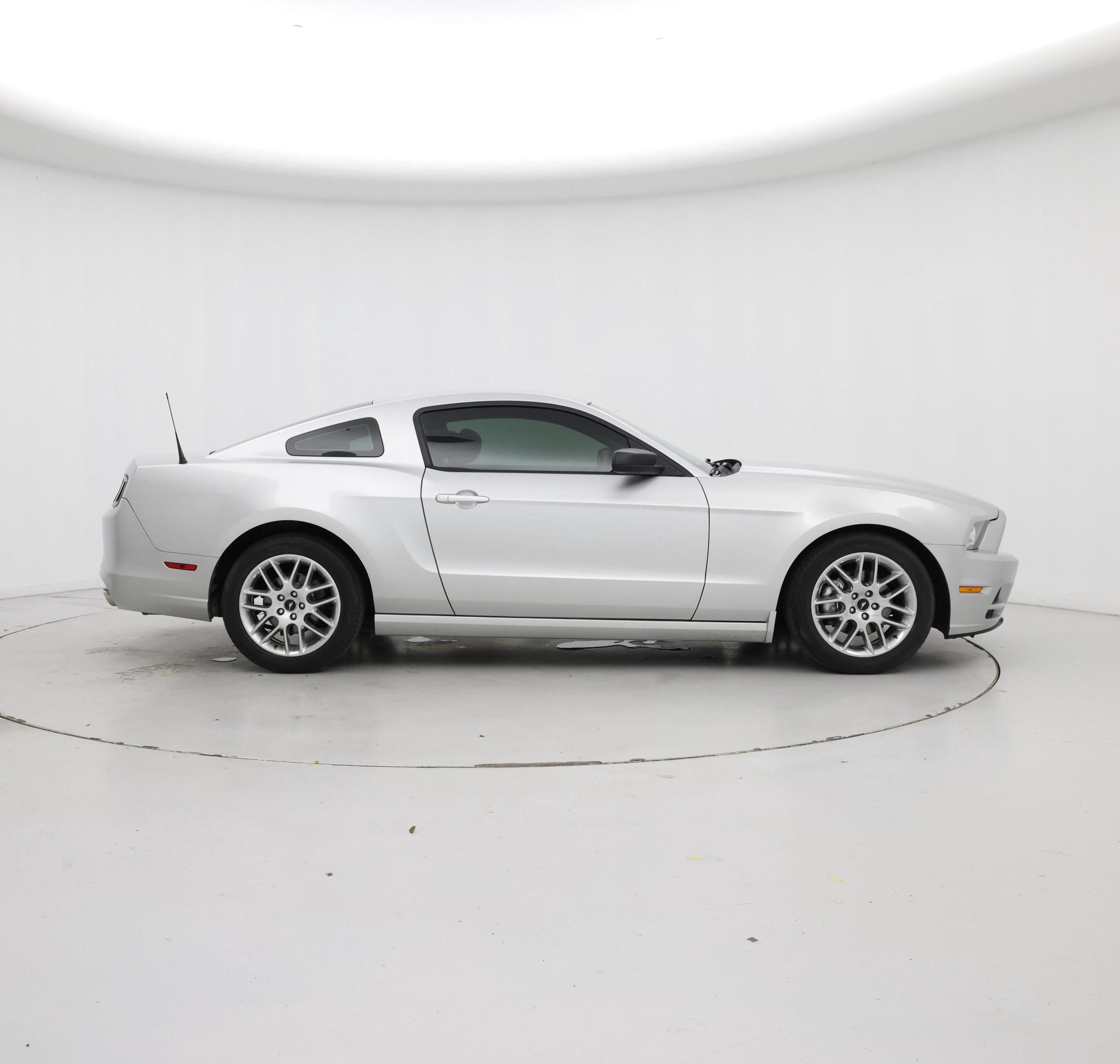 Thumbnail: 2014 Ford Mustang - 7