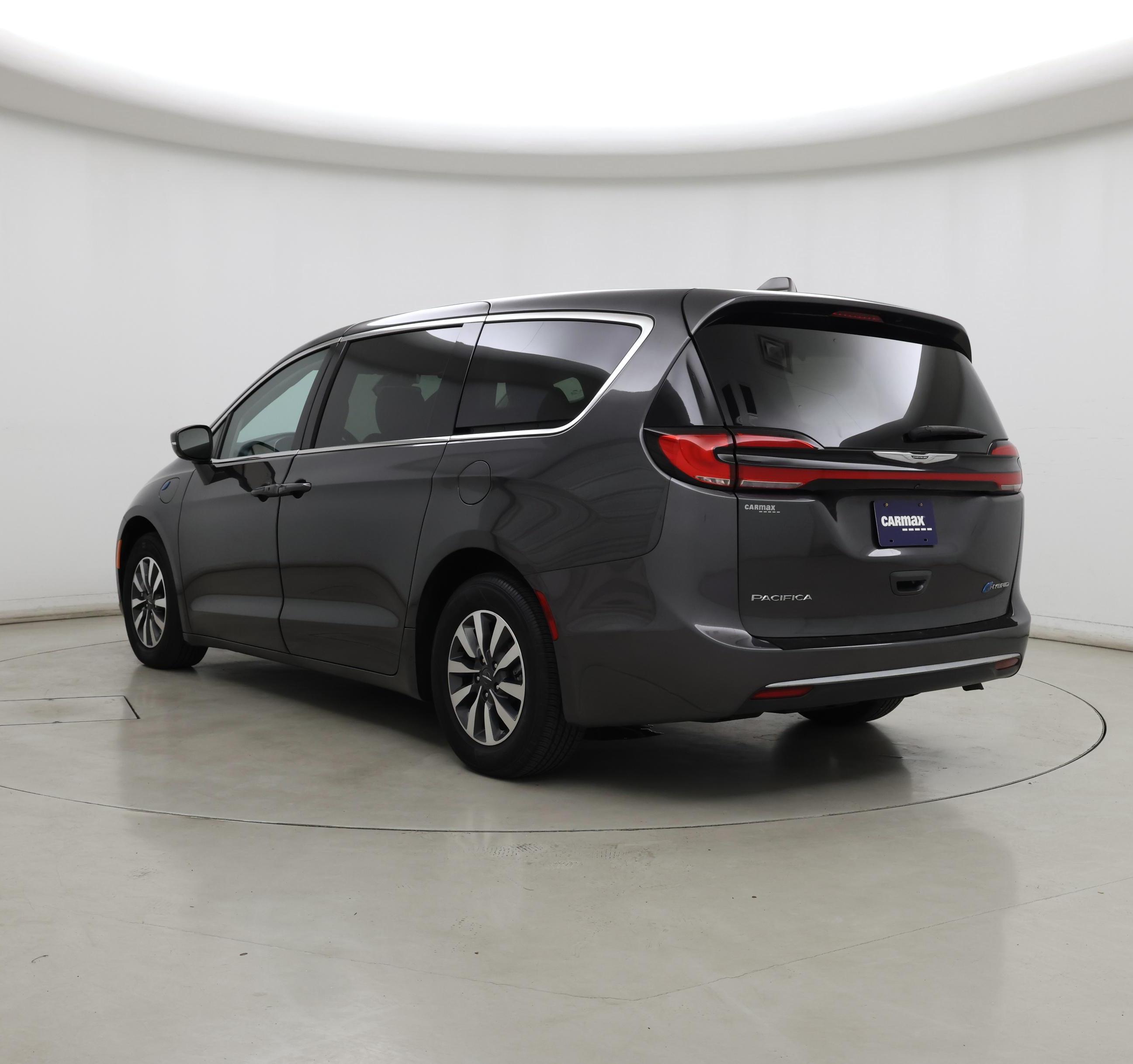 Thumbnail: 2022 Chrysler Pacifica - 2
