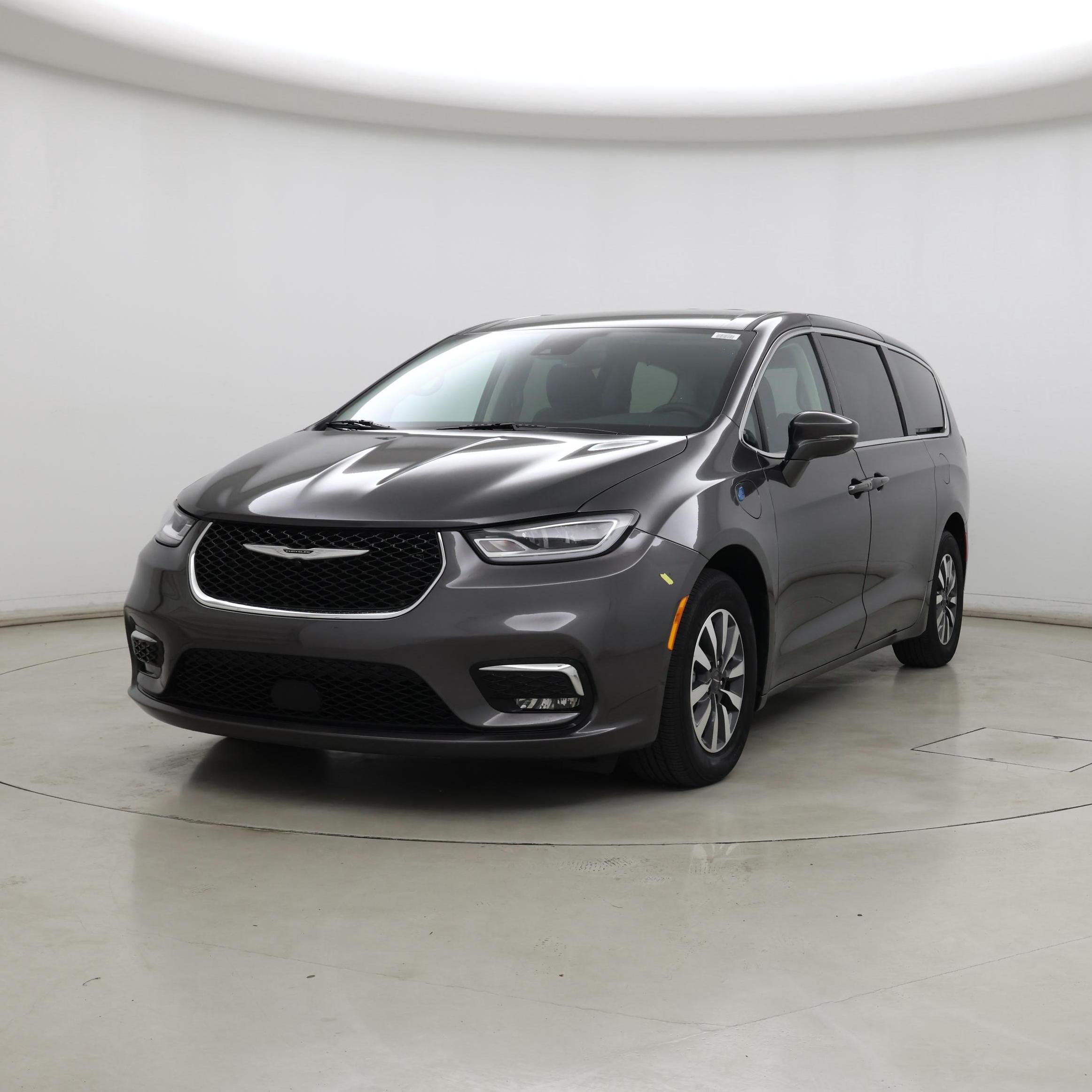 Thumbnail: 2022 Chrysler Pacifica - 4
