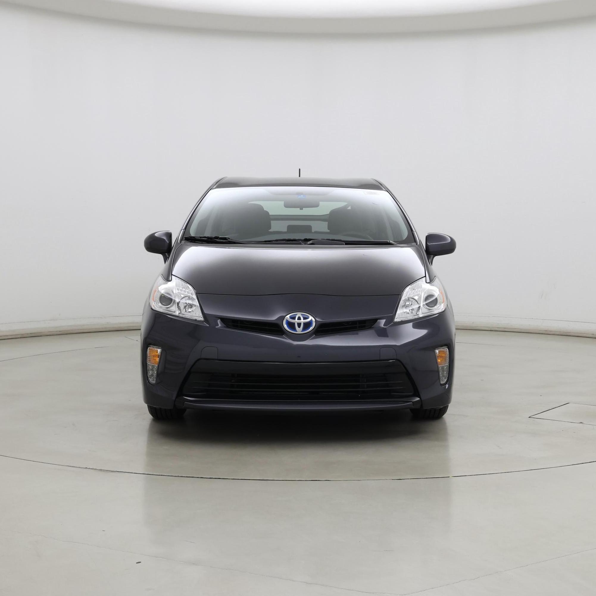 Thumbnail: 2015 Toyota Prius - 5