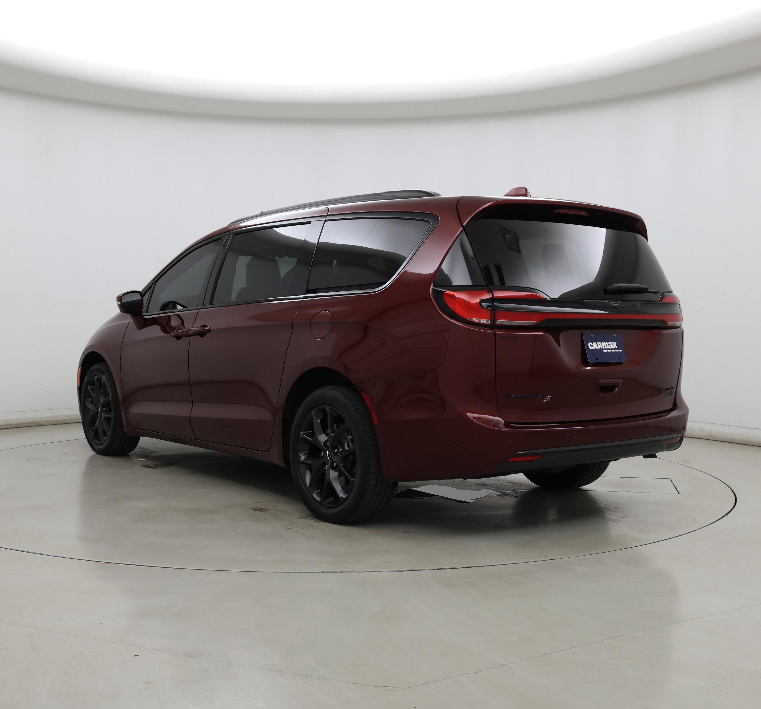 Thumbnail: 2022 Chrysler Pacifica - 2
