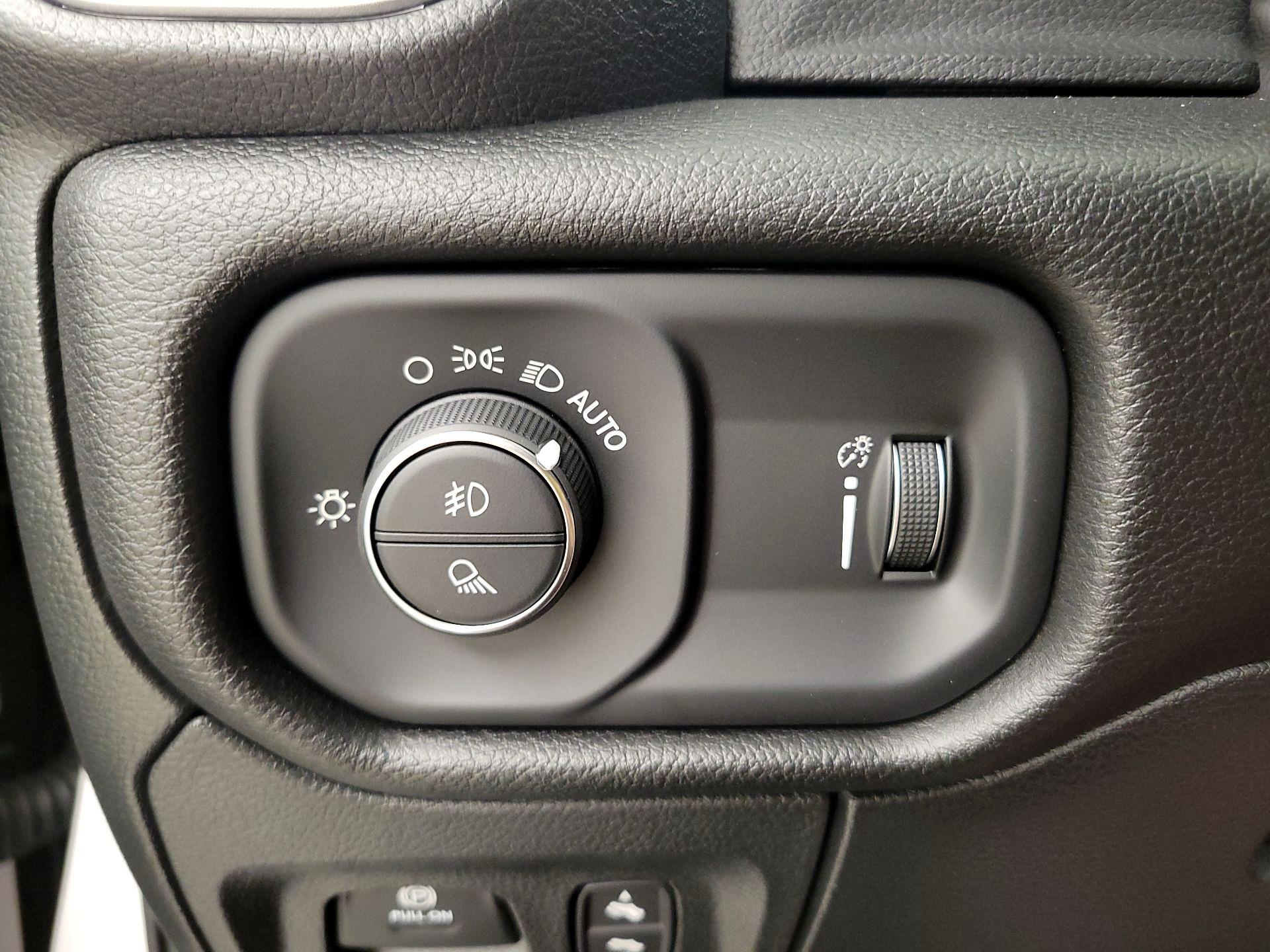 Thumbnail: 2023 RAM 1500 - 13