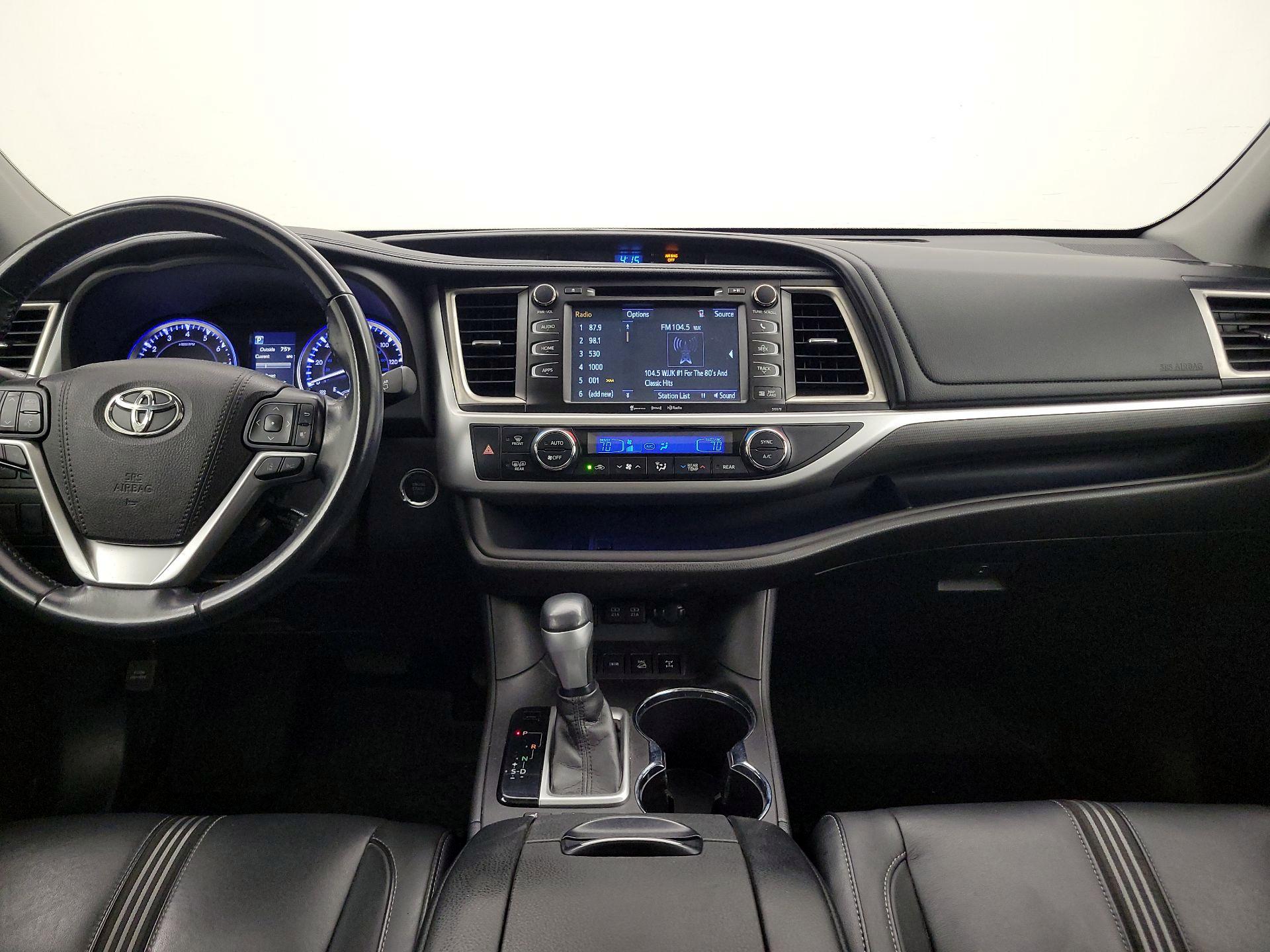 Thumbnail: 2018 Toyota Highlander - 9