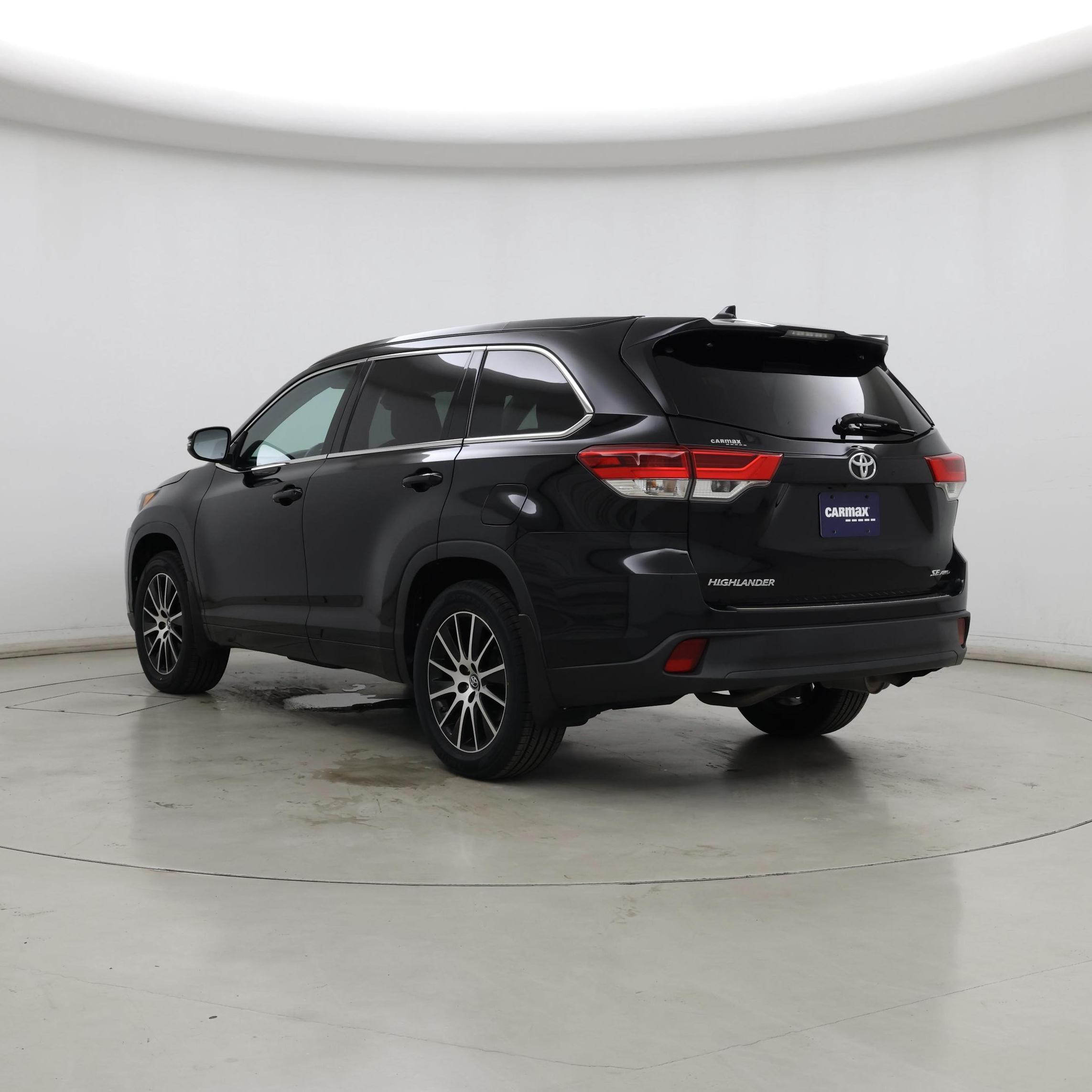 Thumbnail: 2018 Toyota Highlander - 2