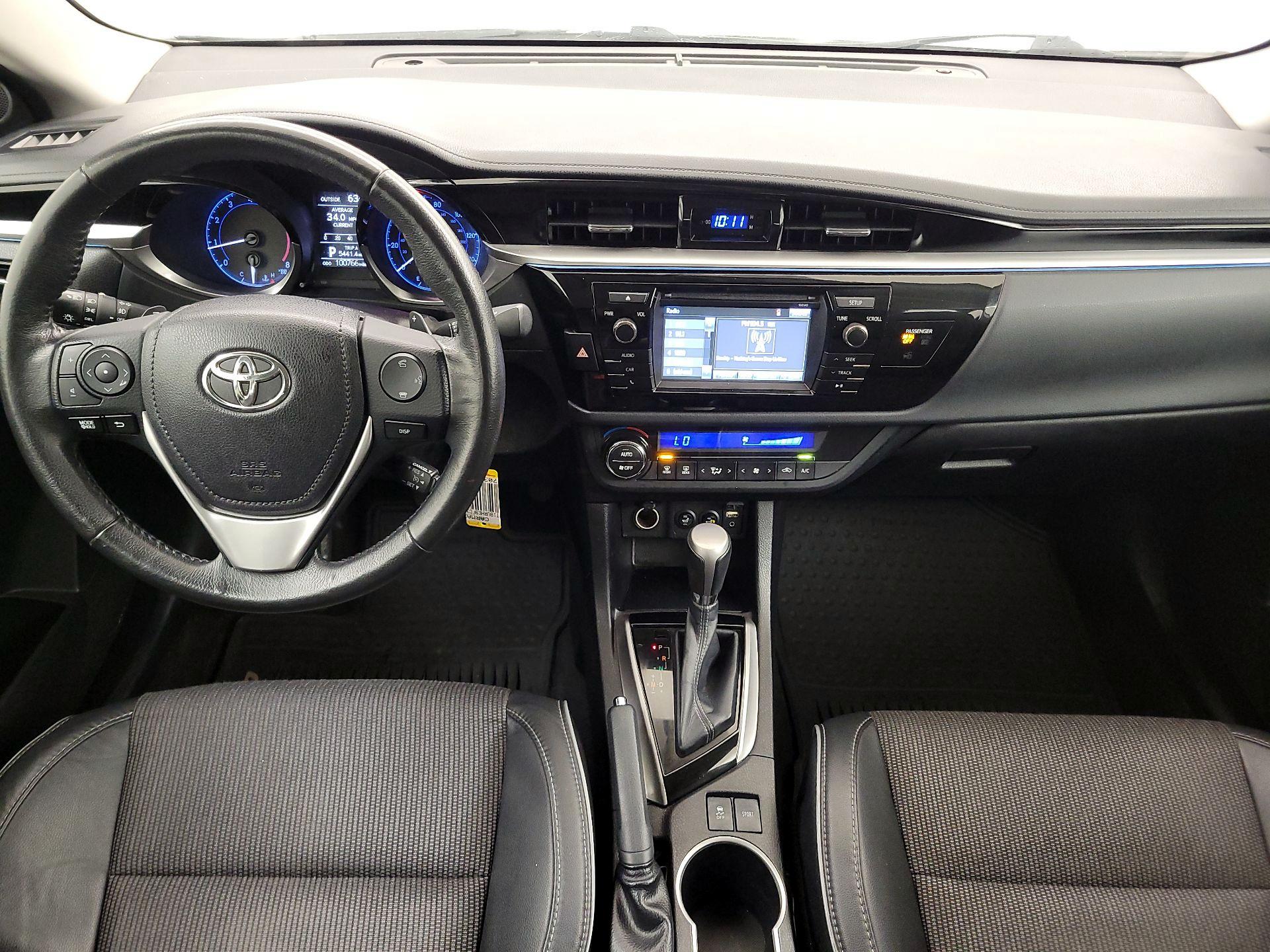 Thumbnail: 2015 Toyota Corolla - 9