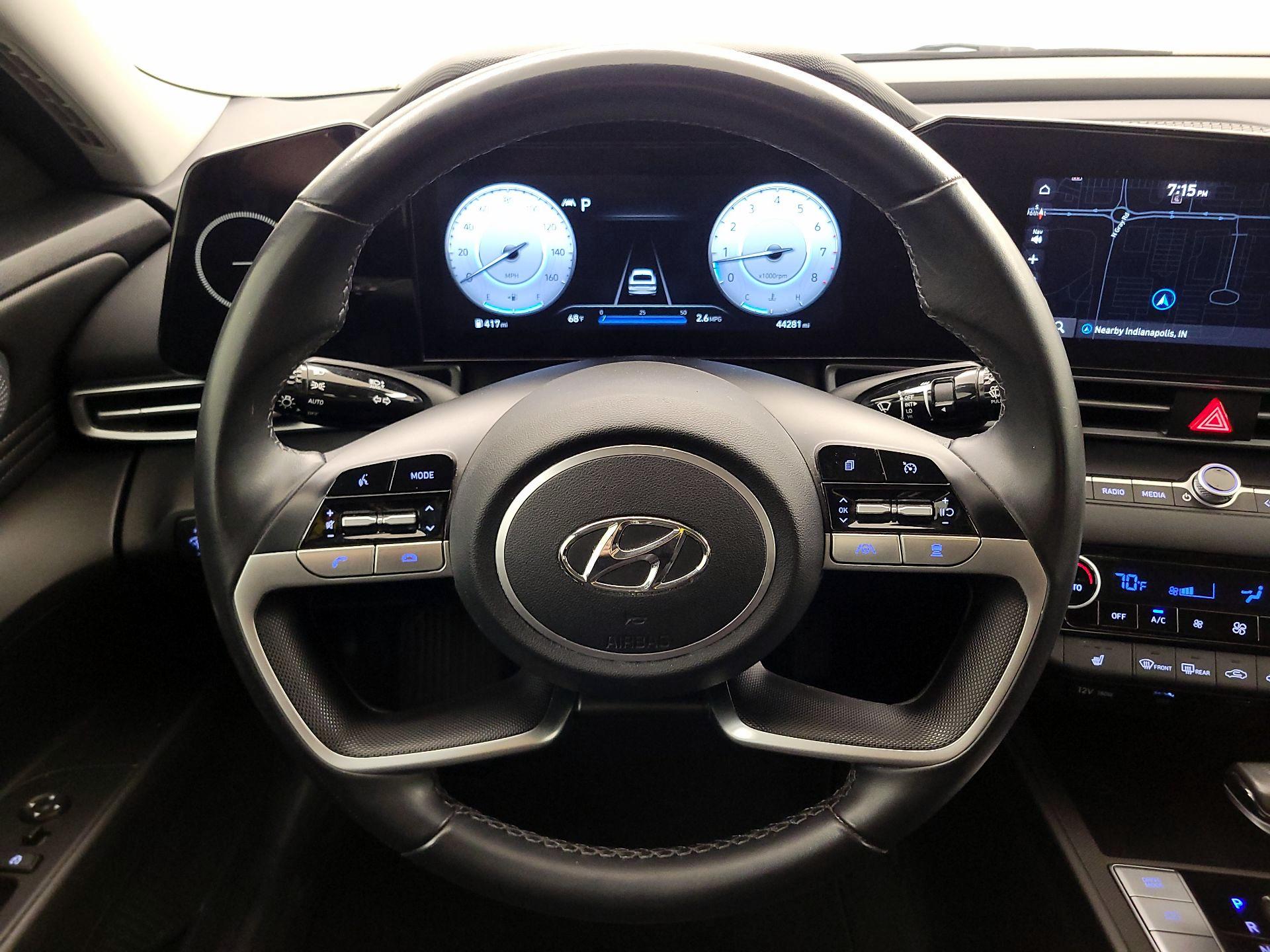 Thumbnail: 2023 Hyundai Elantra - 10