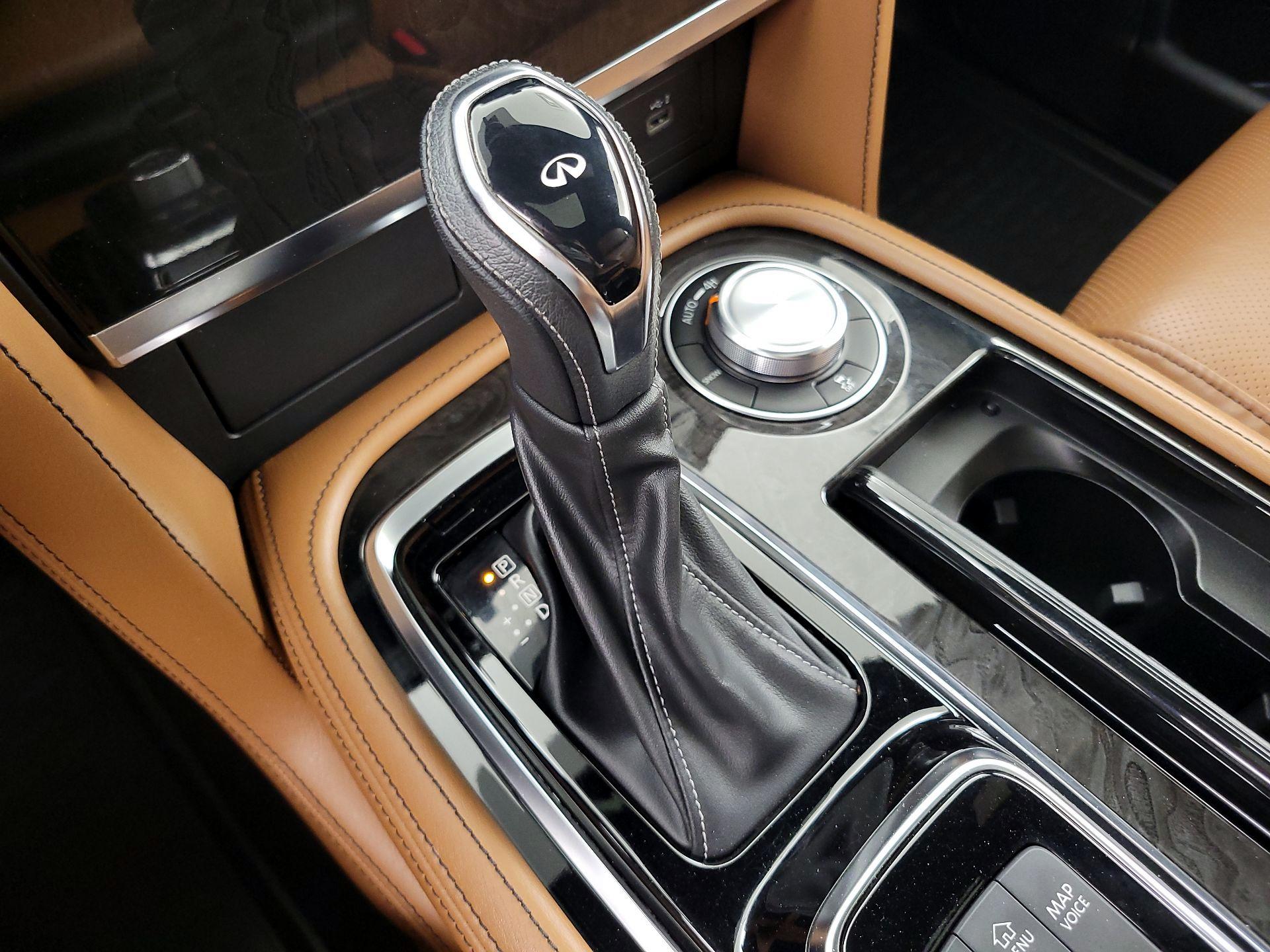 Thumbnail: 2023 INFINITI QX80 - 18
